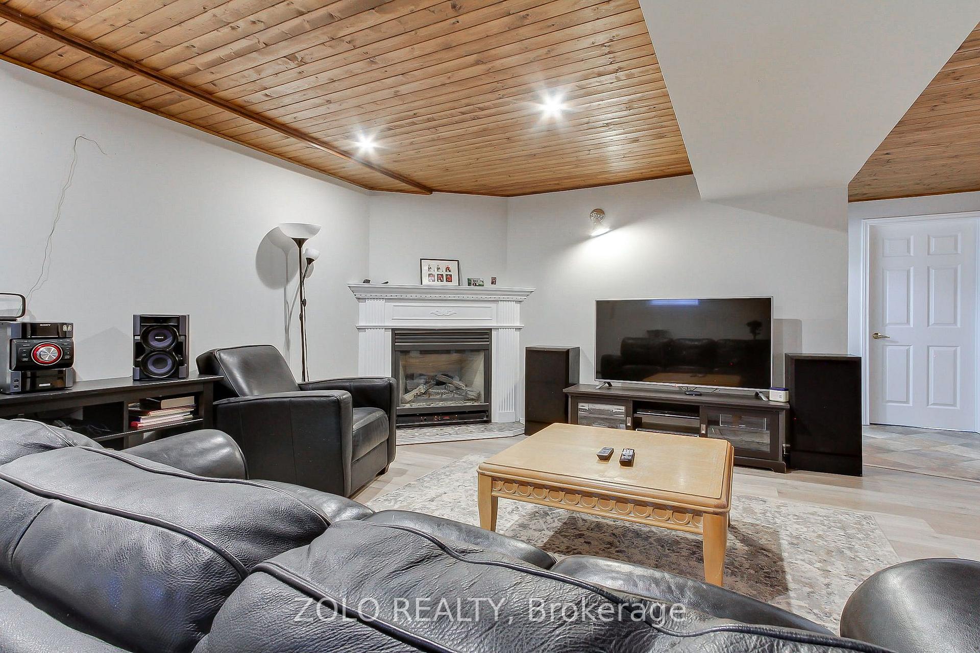 Photo 16 of 545 Colyer Street, Brock, Beaverton — HOMEH