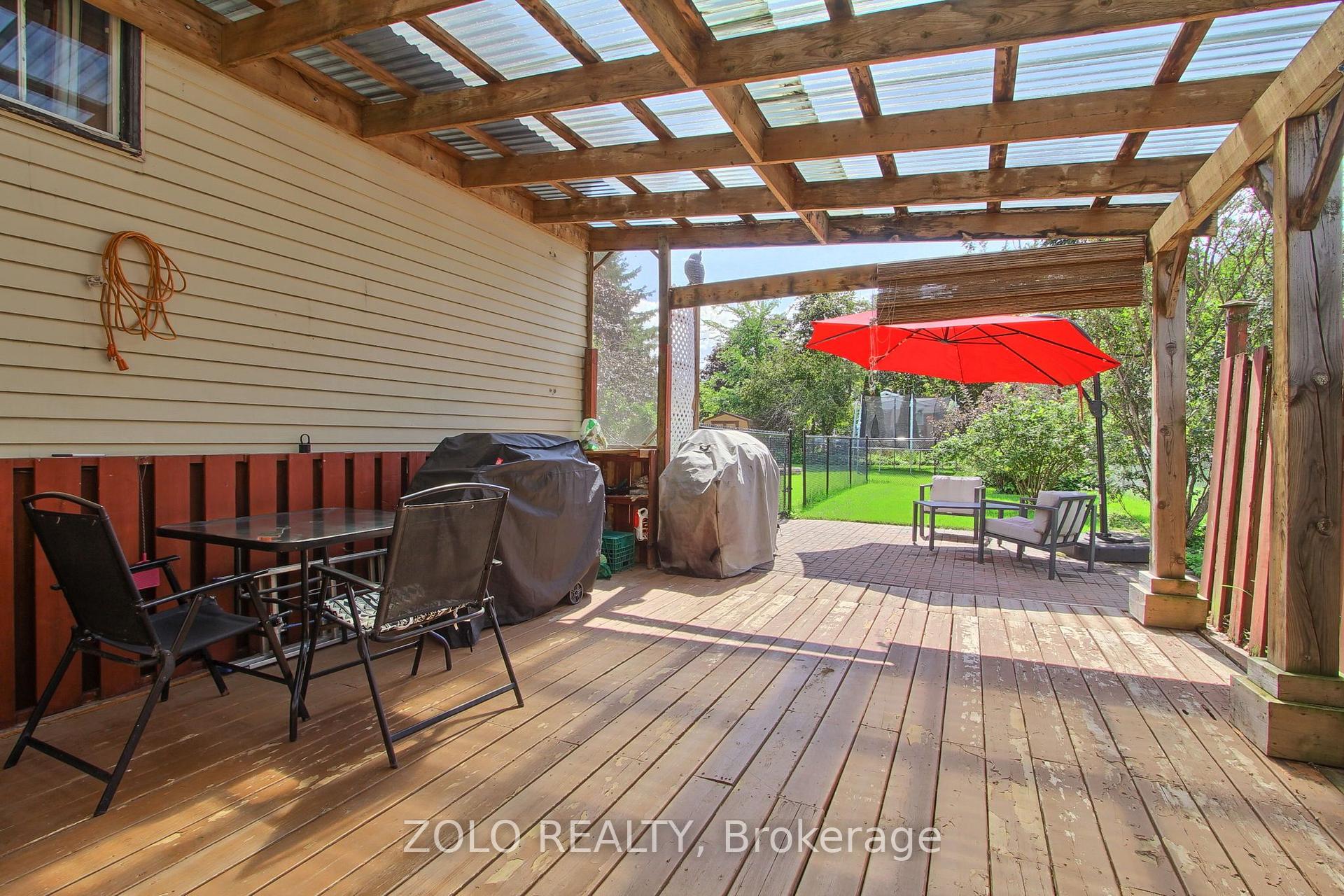 Photo 19 of 545 Colyer Street, Brock, Beaverton — HOMEH