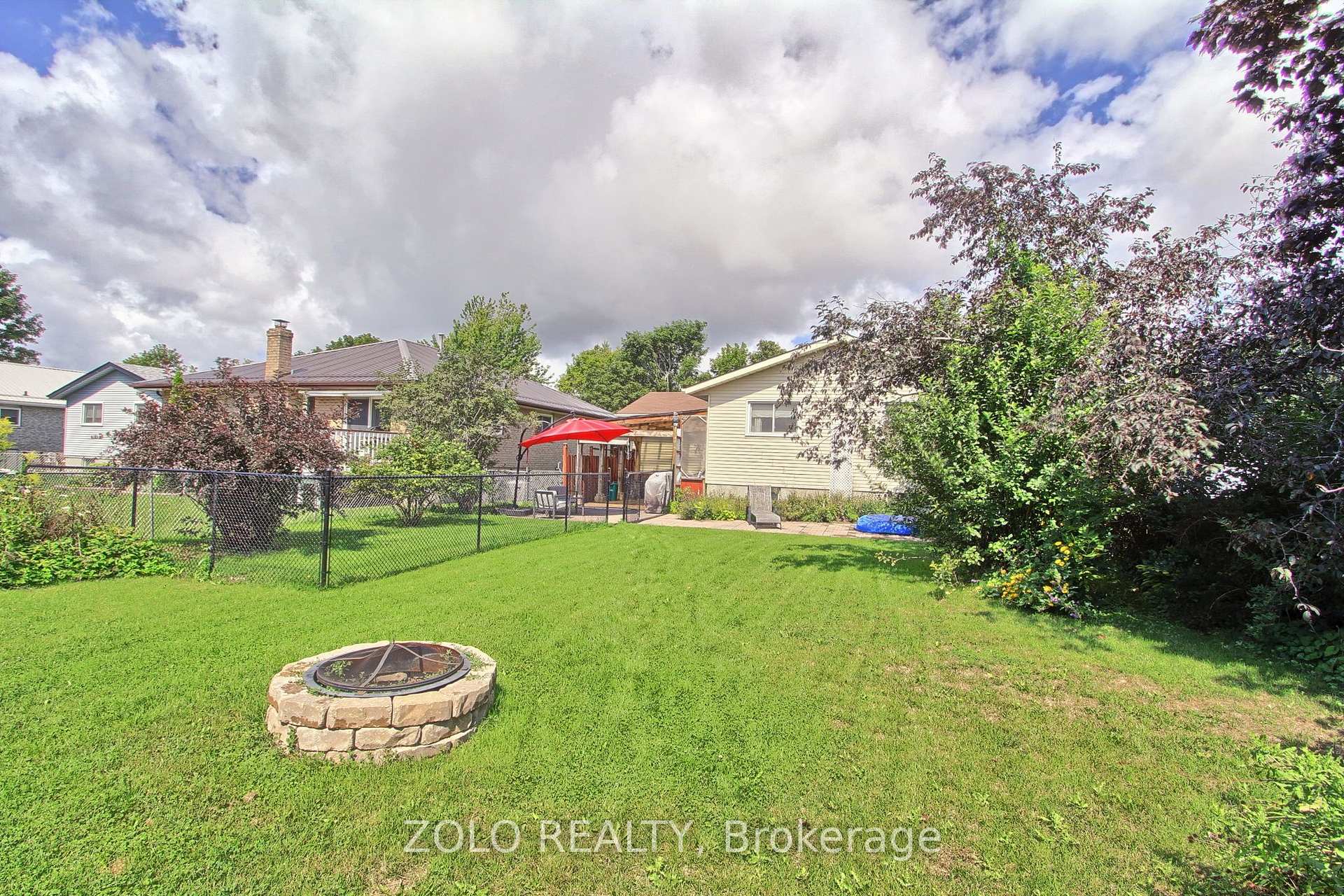 Photo 22 of 545 Colyer Street, Brock, Beaverton — HOMEH