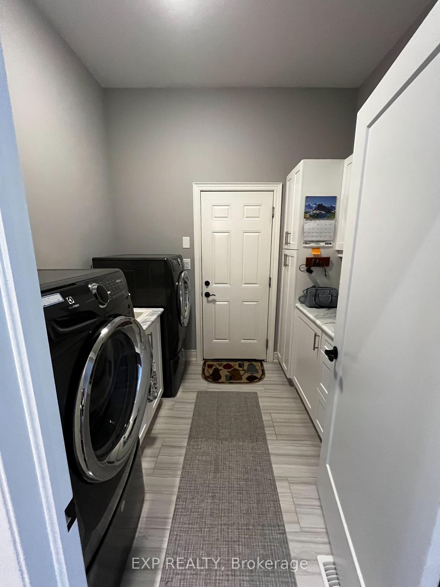 Photo 4 of Unit 63, 3232 Montrose Road, Niagara Falls, Mt. Carmel — HOMEH