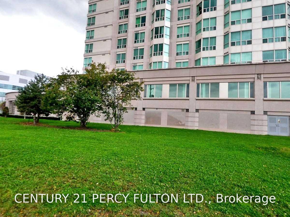 Front of Unit 1103, 18 Lee Centre Drive