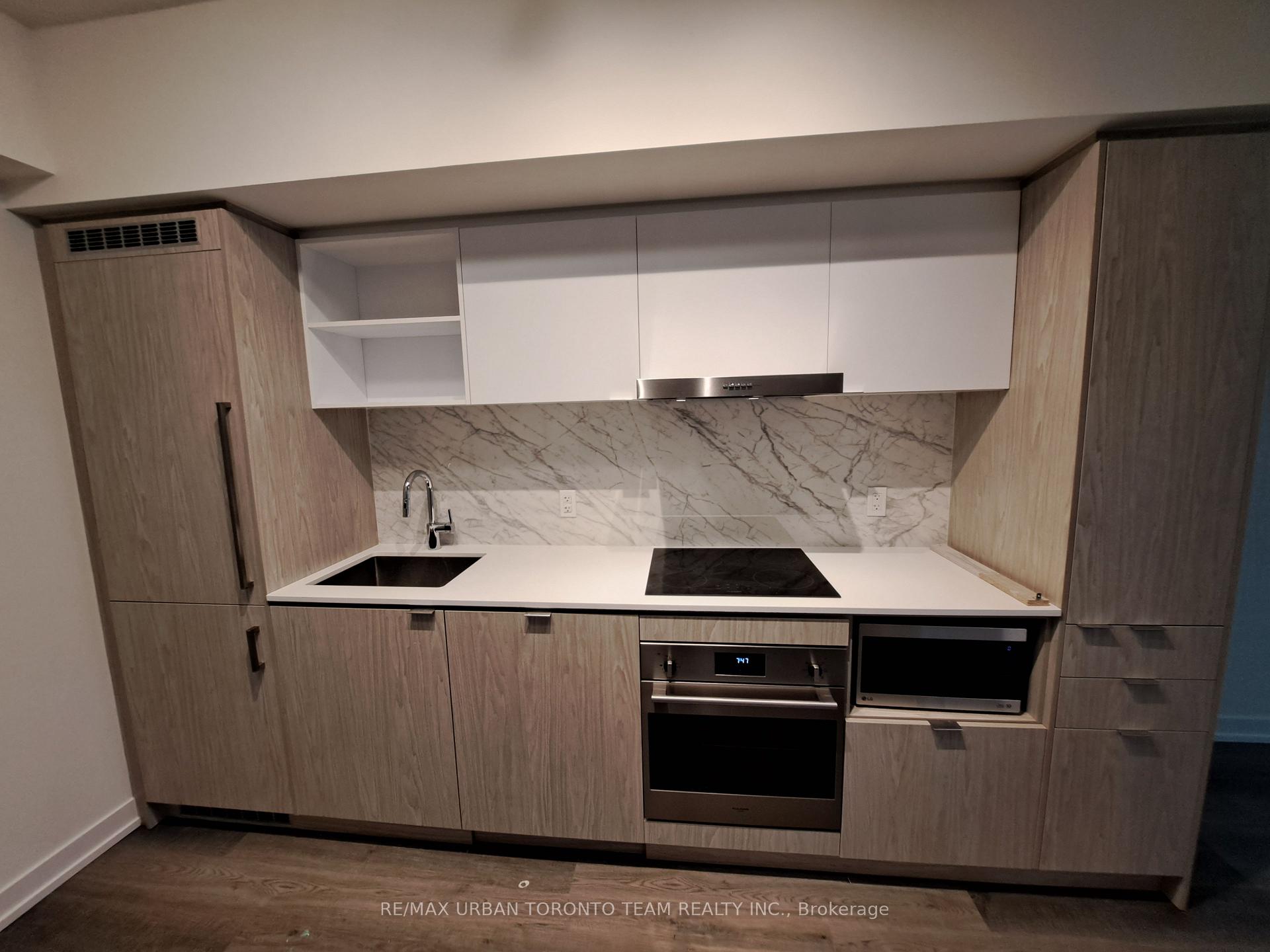 Photo 4 of Unit 4616, 55 Cooper Street, Toronto, Waterfront Communities — HOMEH