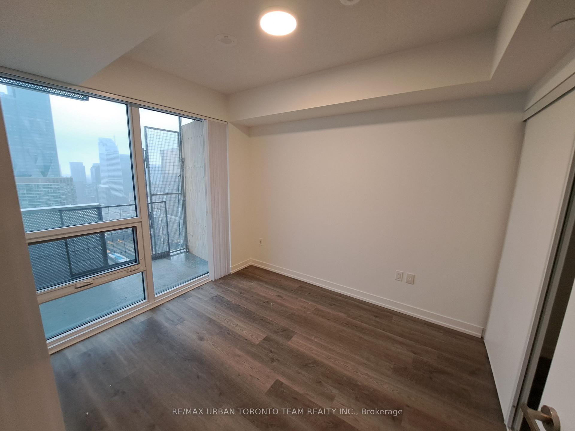 Photo 6 of Unit 4616, 55 Cooper Street, Toronto, Waterfront Communities — HOMEH