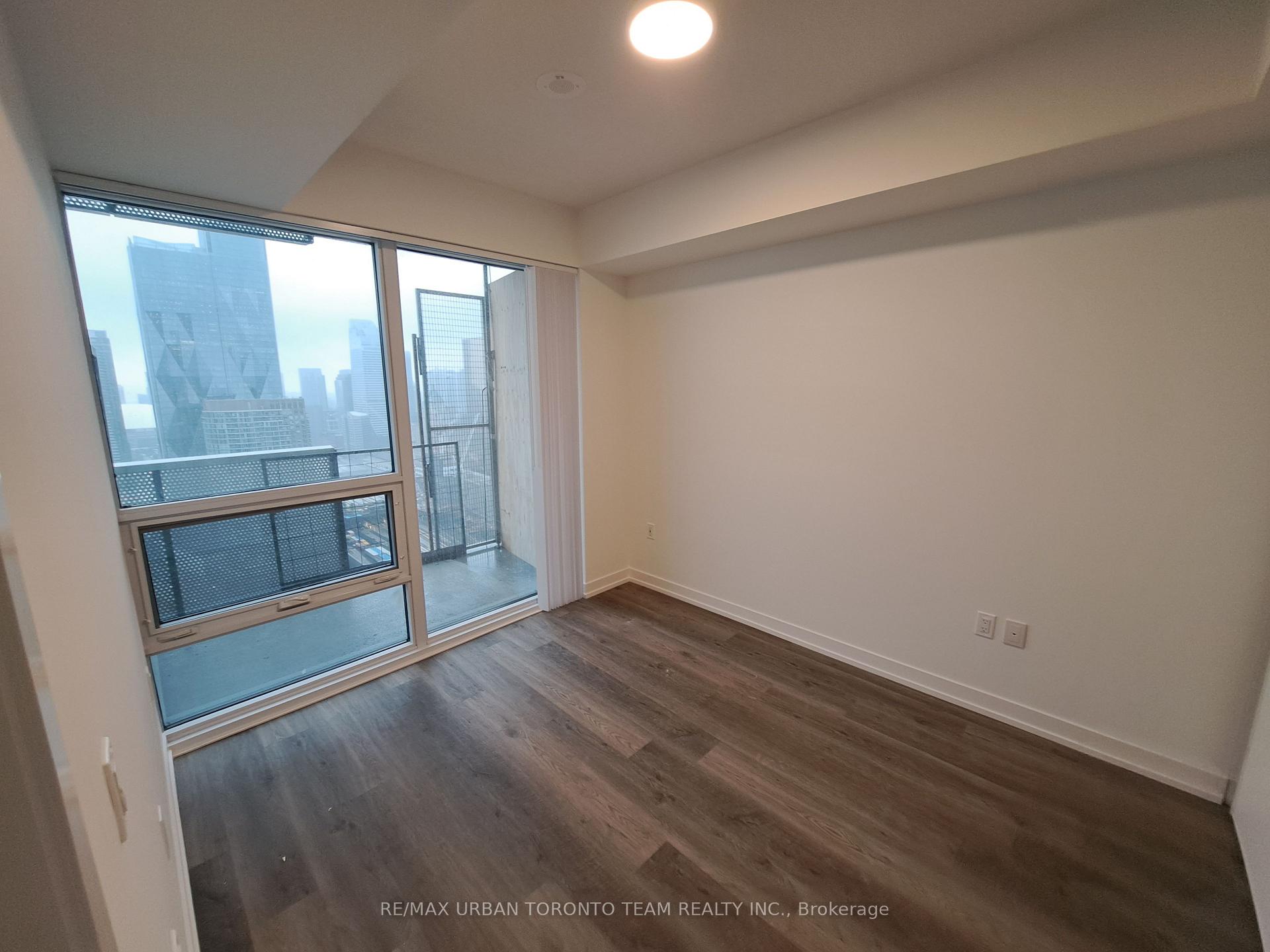 Photo 7 of Unit 4616, 55 Cooper Street, Toronto, Waterfront Communities — HOMEH