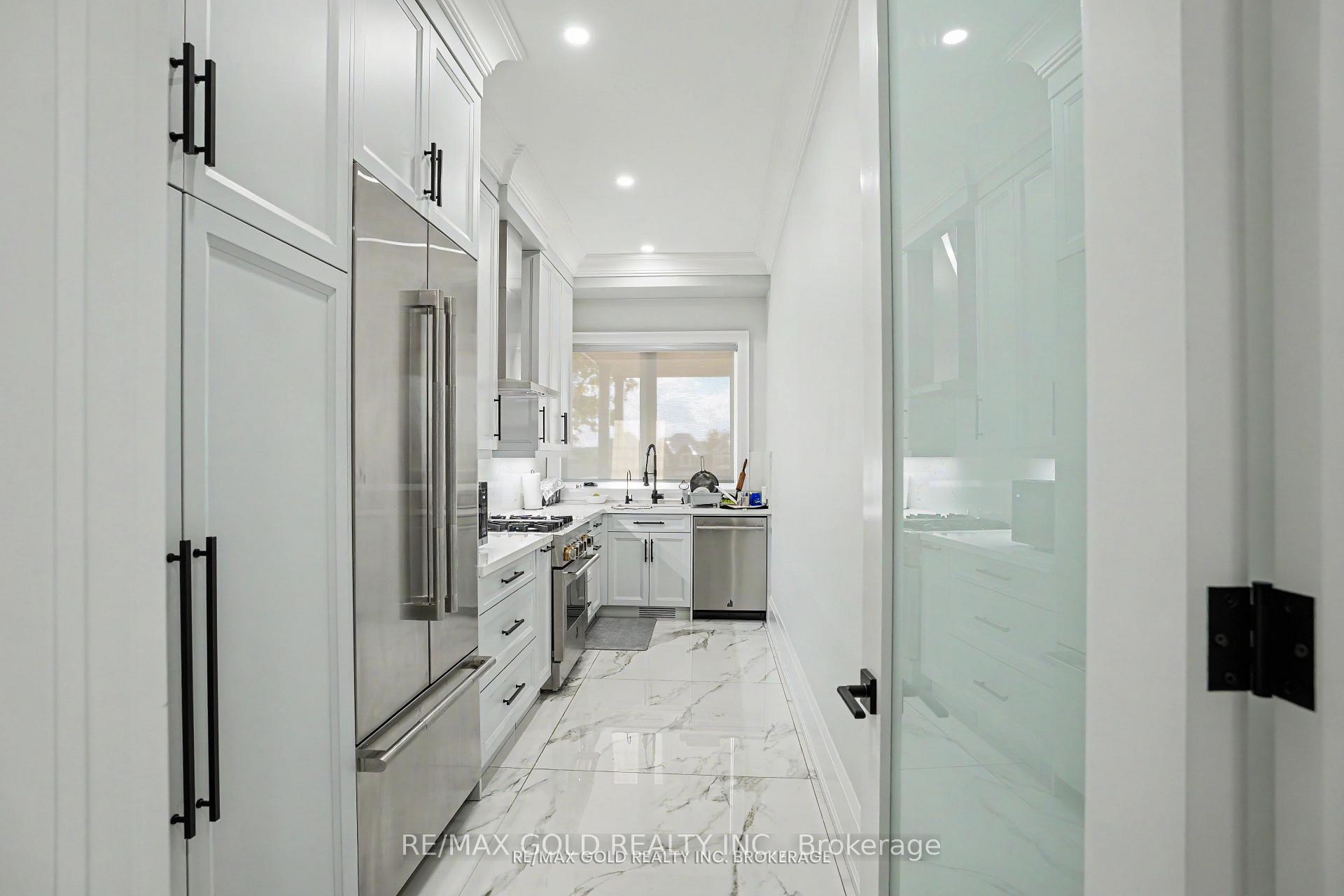 Photo 27 of 8930 Creditview Crescent, Brampton, Credit Valley — HOMEH