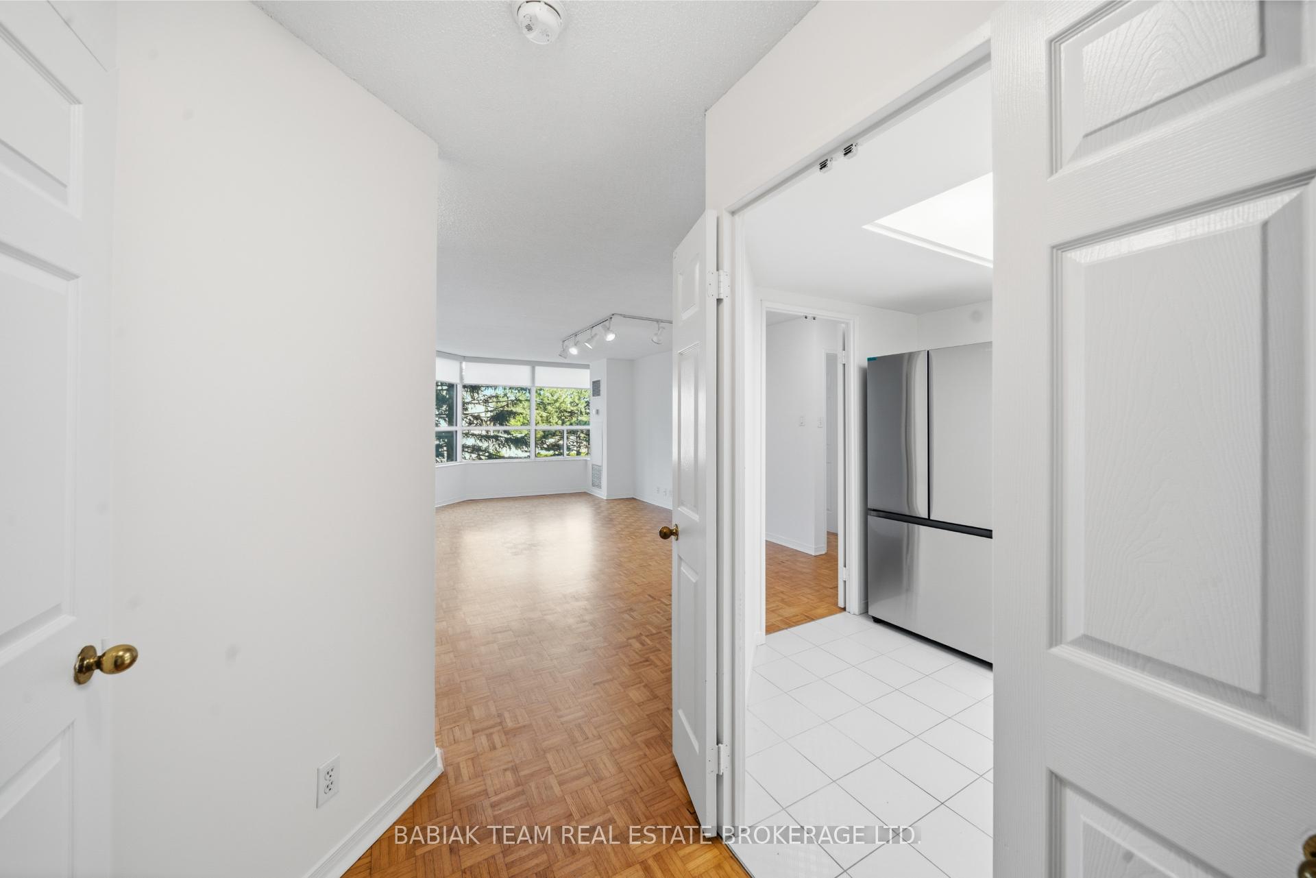 Photo 6 of Unit 202, 6 Humberline Drive, Etobicoke, West Humber-Clairville — HOMEH