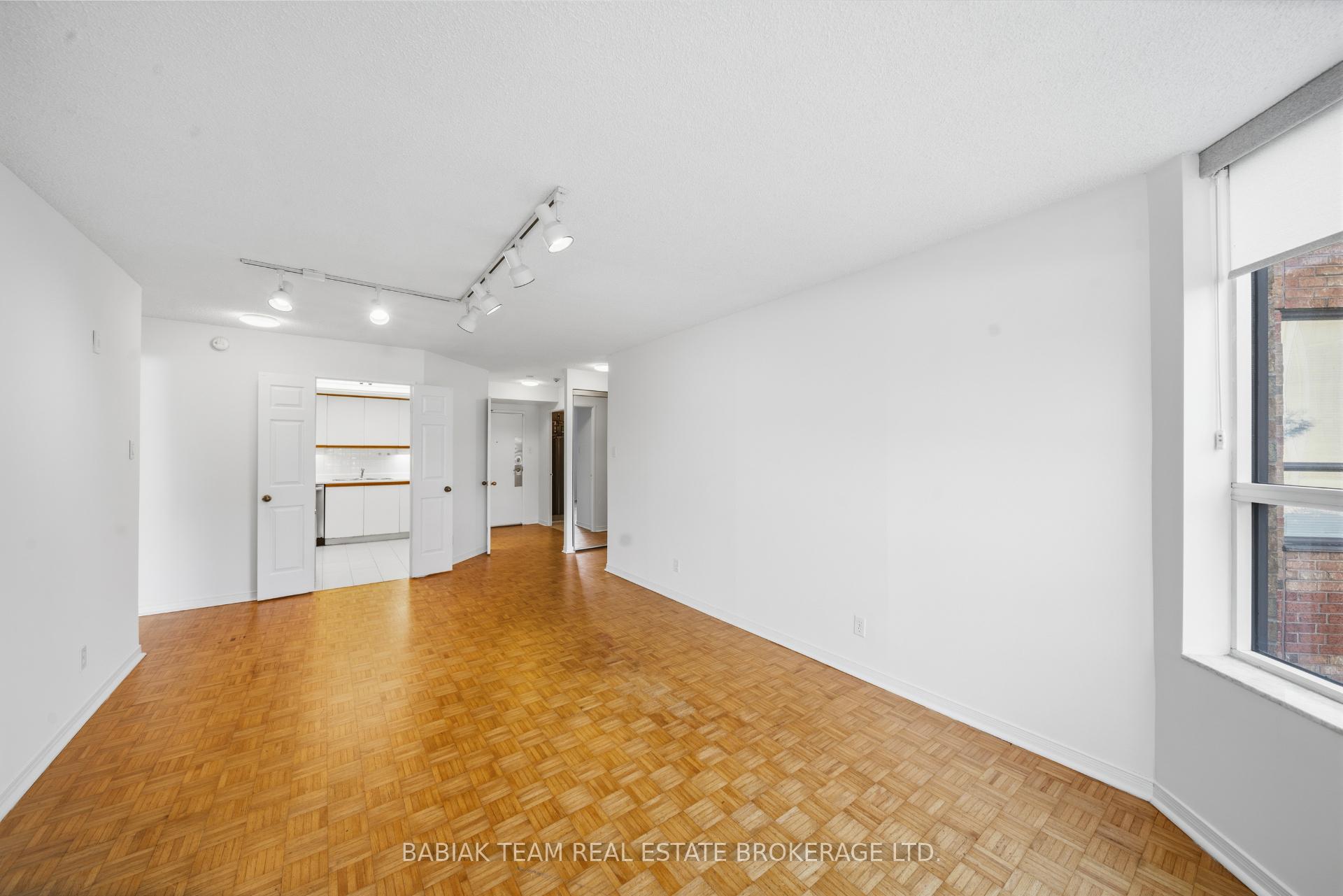 Photo 11 of Unit 202, 6 Humberline Drive, Etobicoke, West Humber-Clairville — HOMEH