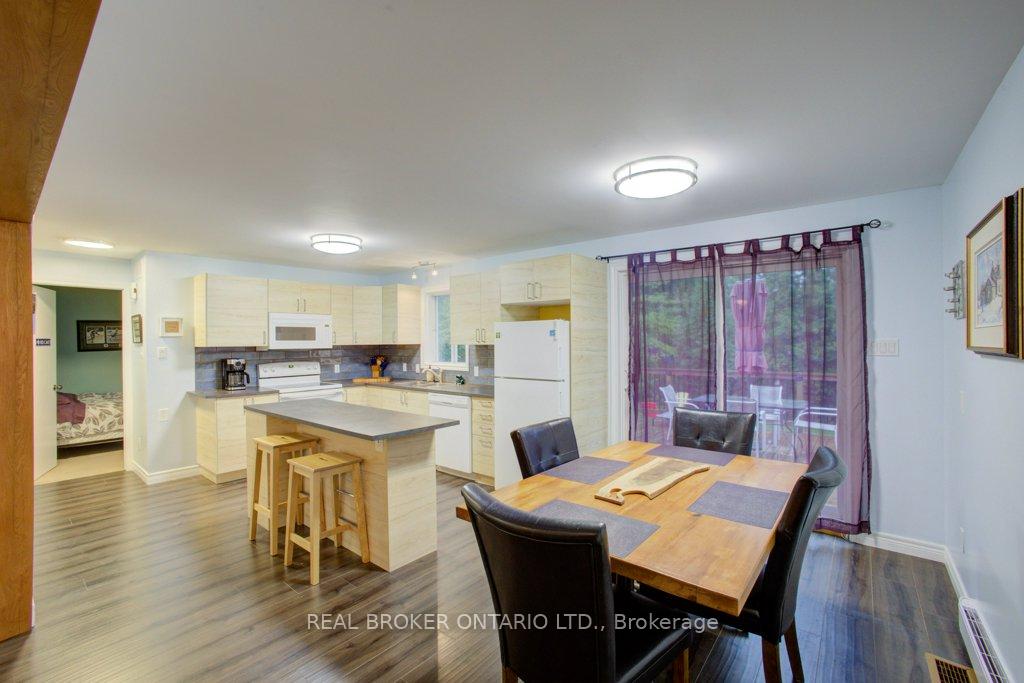 Photo 10 of 505 Attawandaron Road, Huron-Kinloss — HOMEH