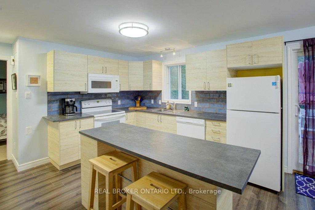 Photo 14 of 505 Attawandaron Road, Huron-Kinloss — HOMEH