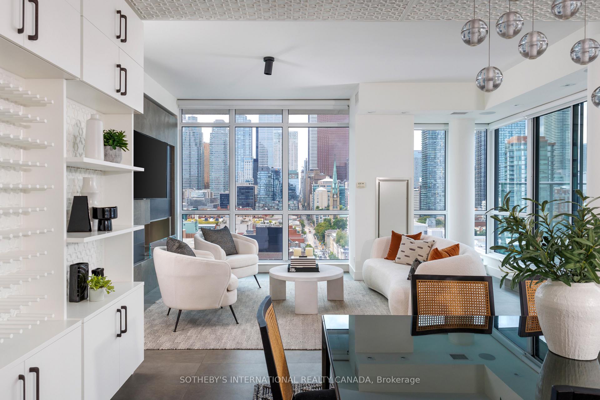 Photo of Unit 1606, 39 Sherbourne Street