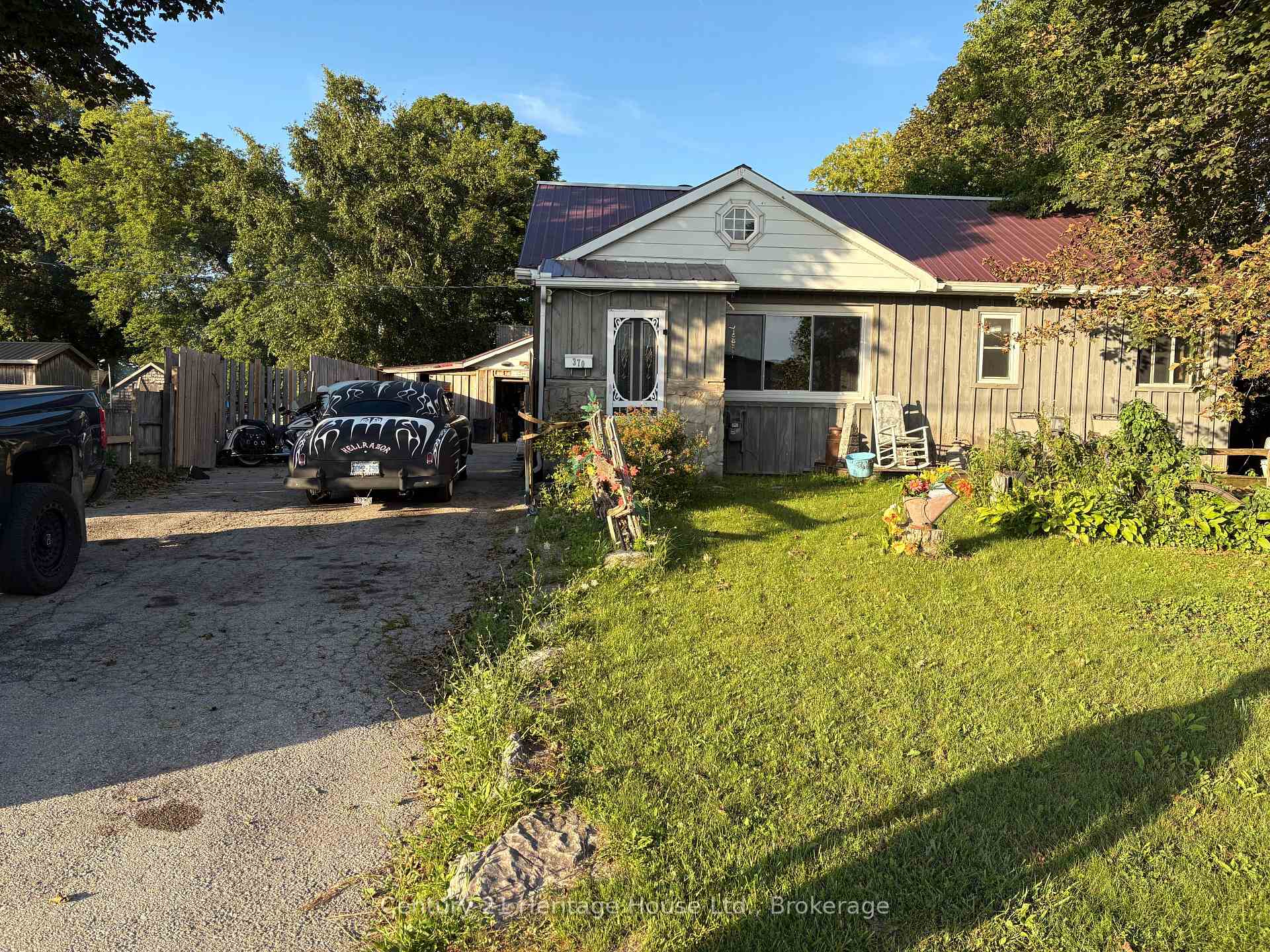 Photo of 370 Foster Street