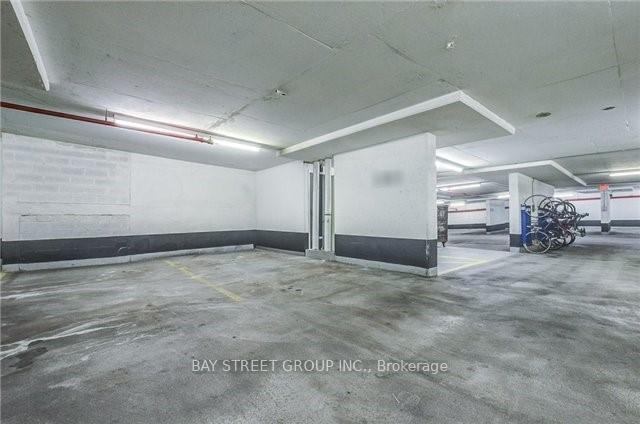 Photo 15 of Unit 1701, 7 Lorraine Drive, North York, Willowdale West — HOMEH