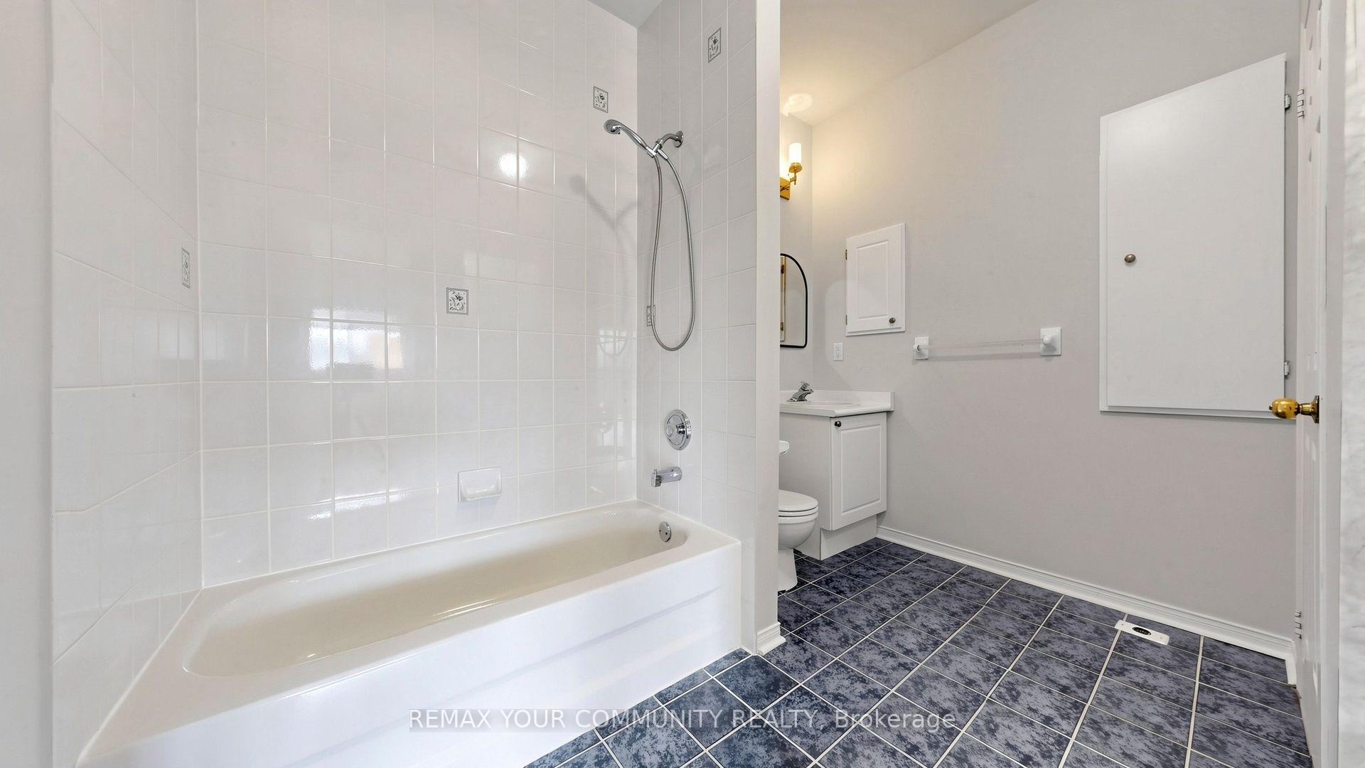 Photo 25 of Unit D210, 116 Cornell Park Avenue, Markham, Cornell — HOMEH