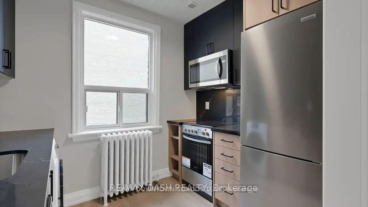Photo 15 of Unit 5, 50 Raglan Avenue, Toronto, Humewood-Cedarvale — HOMEH