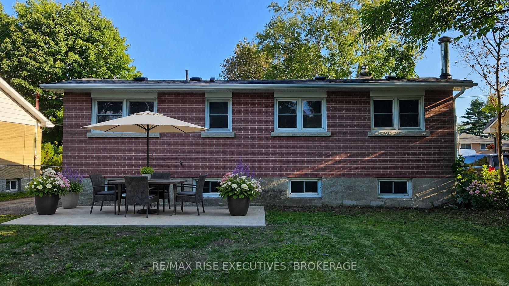 Photo 4 of 47 Henry Crescent, Loyalist, Amherstview — HOMEH