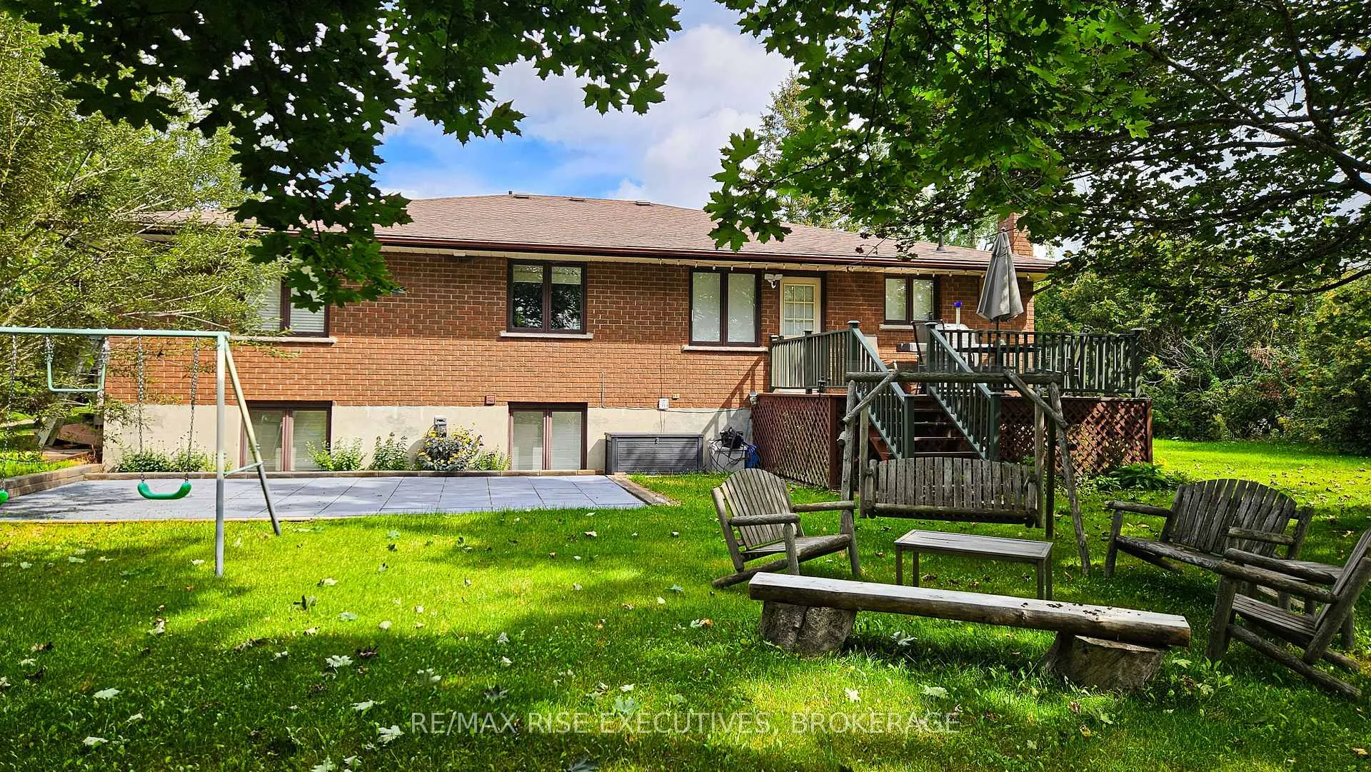Photo 30 of 47 Henry Crescent, Loyalist, Amherstview — HOMEH