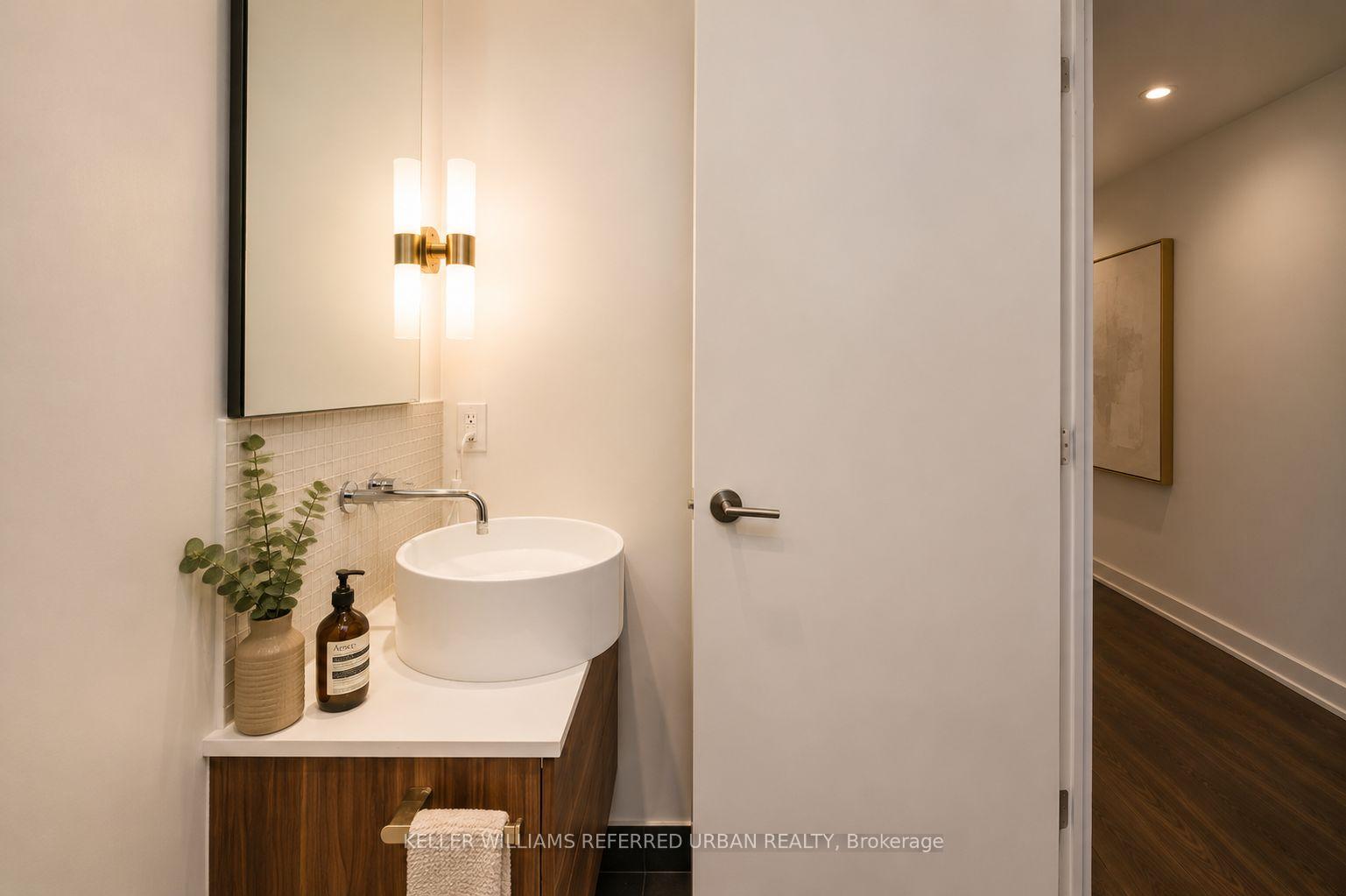 Photo 11 of Unit 515, 185 Roehampton Avenue, Toronto, Mount Pleasant East — HOMEH