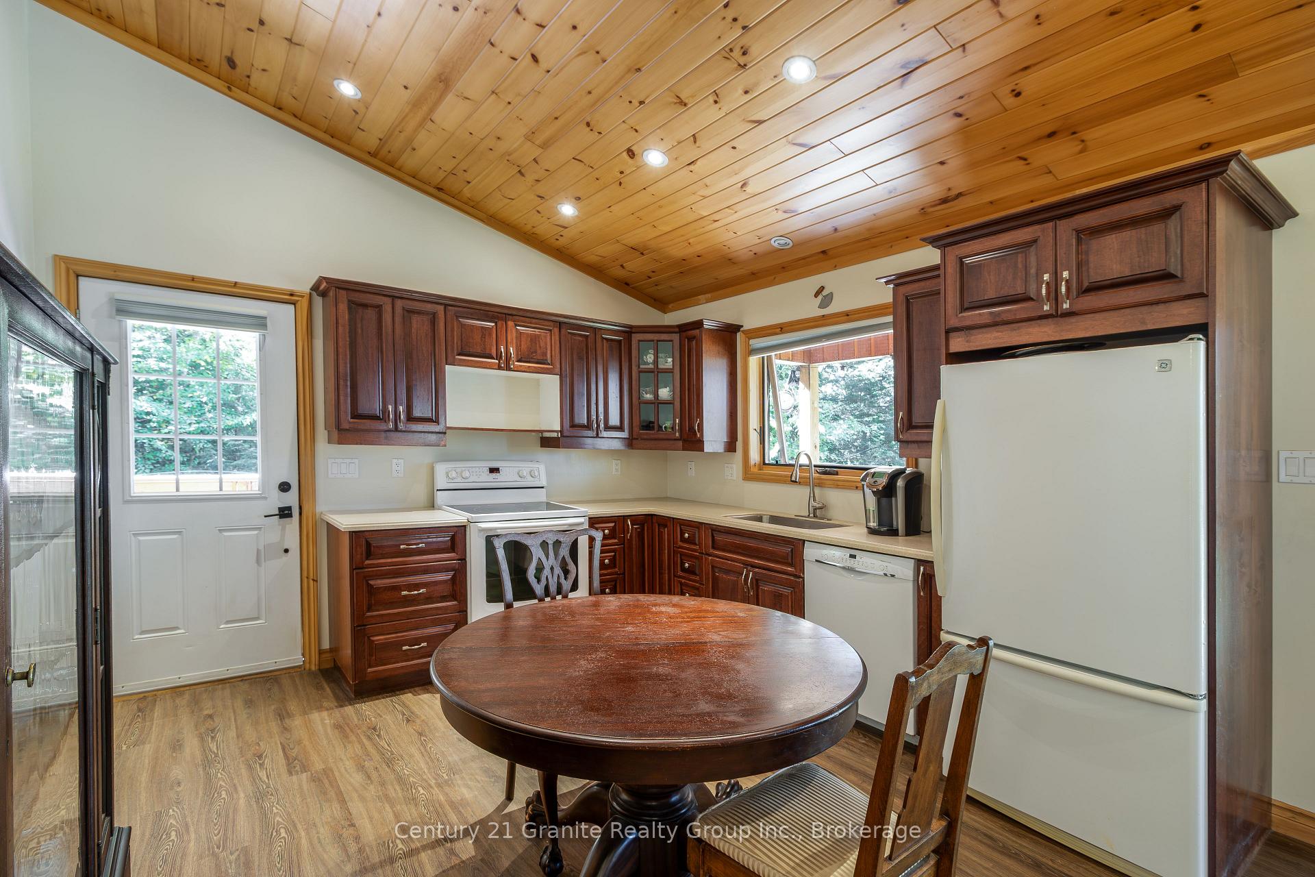 Photo 5 of 1219 Marathon Drive, Minden Hills, Minden — HOMEH
