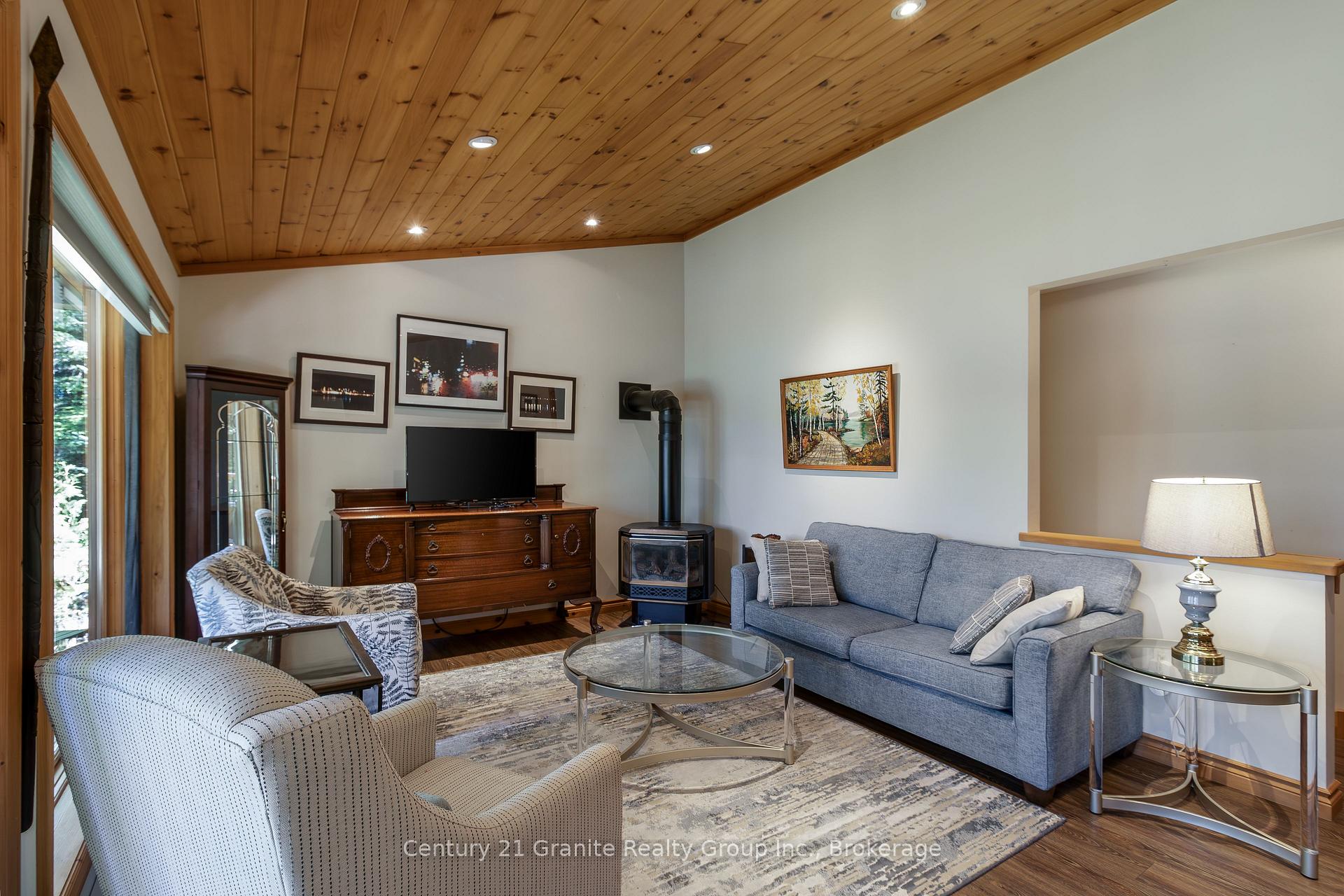 Photo 9 of 1219 Marathon Drive, Minden Hills, Minden — HOMEH