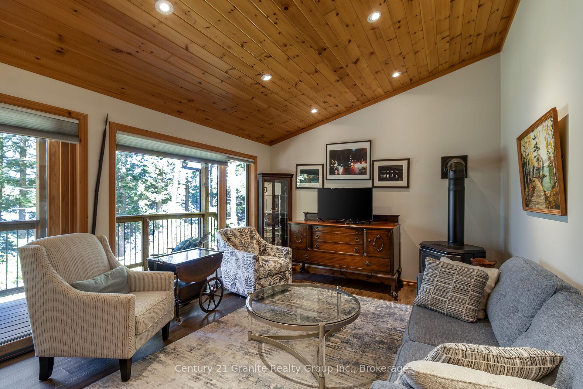 Photo 10 of 1219 Marathon Drive, Minden Hills, Minden — HOMEH