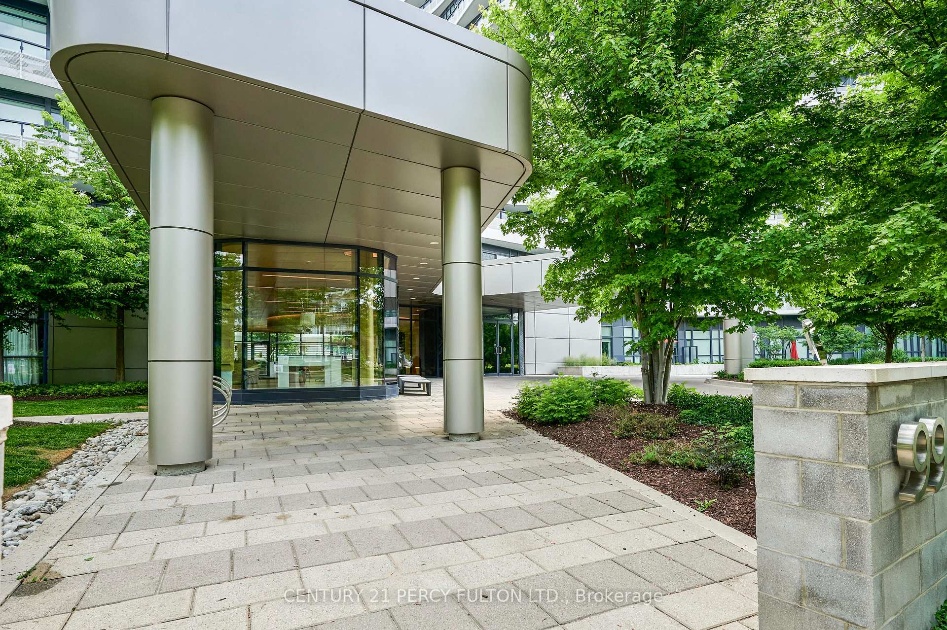 Photo 6 of Unit 710, 99 The Don Way W, North York, Banbury-Don Mills — HOMEH