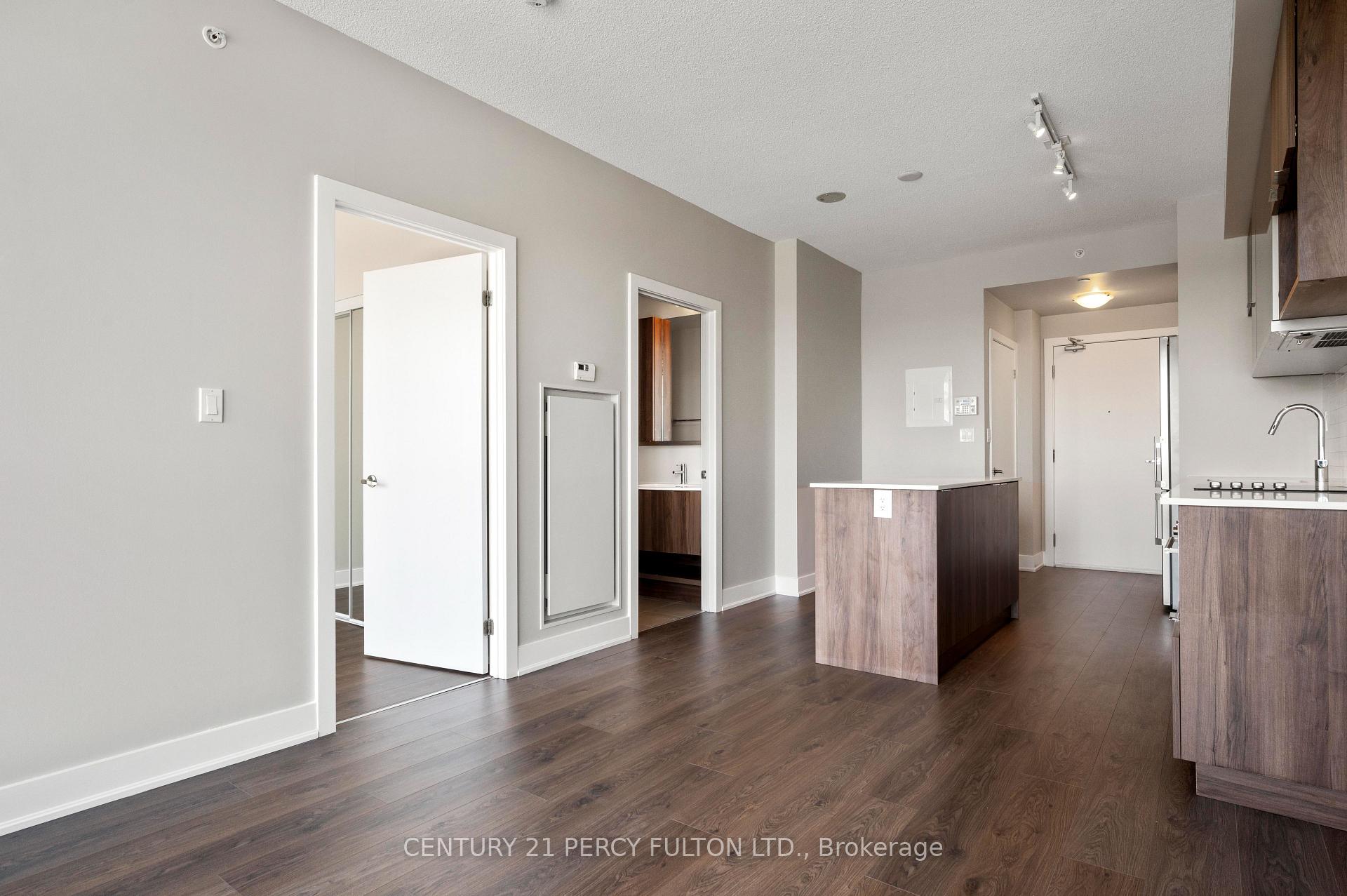 Photo 29 of Unit 710, 99 The Don Way W, North York, Banbury-Don Mills — HOMEH