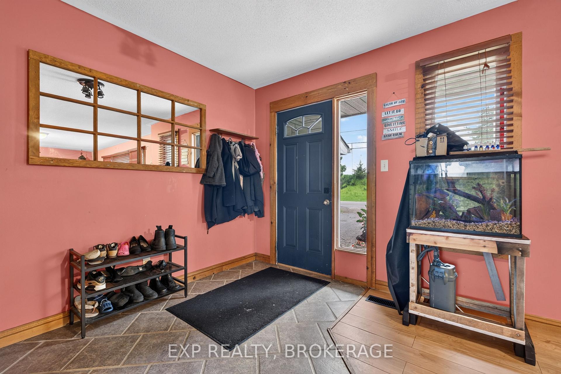 Photo 4 of 1664 Wallbridge Loyalist Road, Quinte West, Sidney Ward — HOMEH