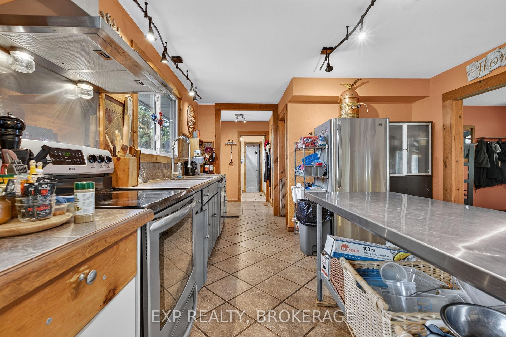 Photo 19 of 1664 Wallbridge Loyalist Road, Quinte West, Sidney Ward — HOMEH