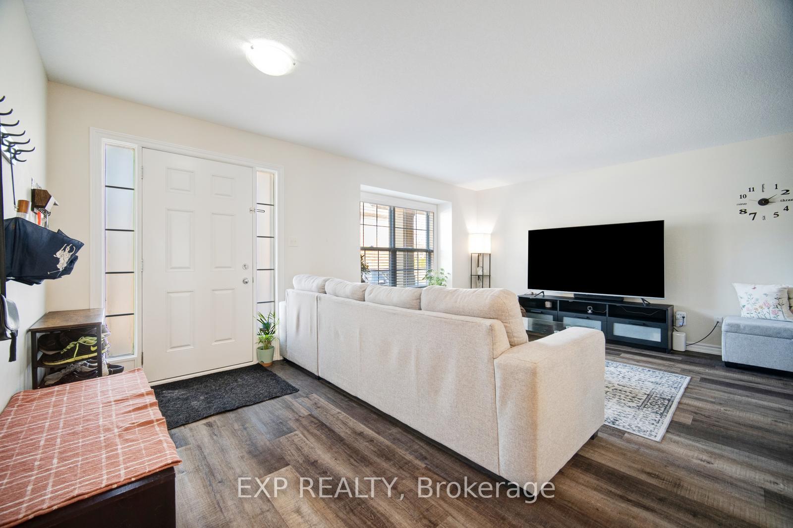 Photo 7 of Unit 14, 3320 Meadowgate Boulevard, London, South U — HOMEH