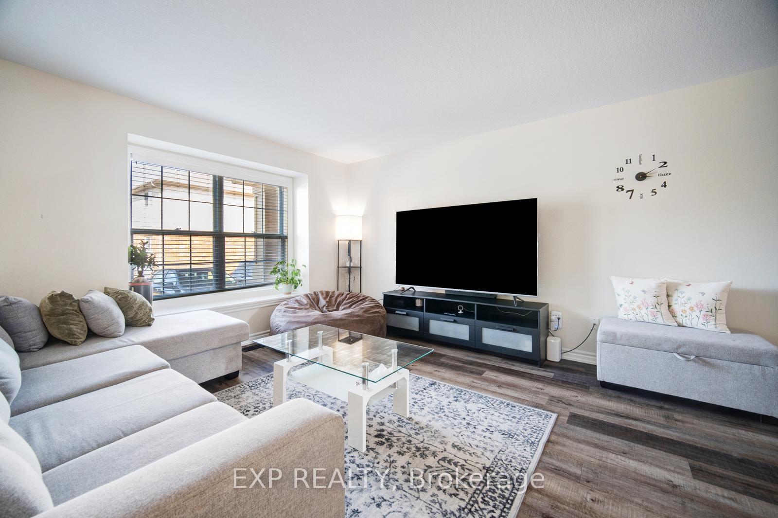 Photo 10 of Unit 14, 3320 Meadowgate Boulevard, London, South U — HOMEH