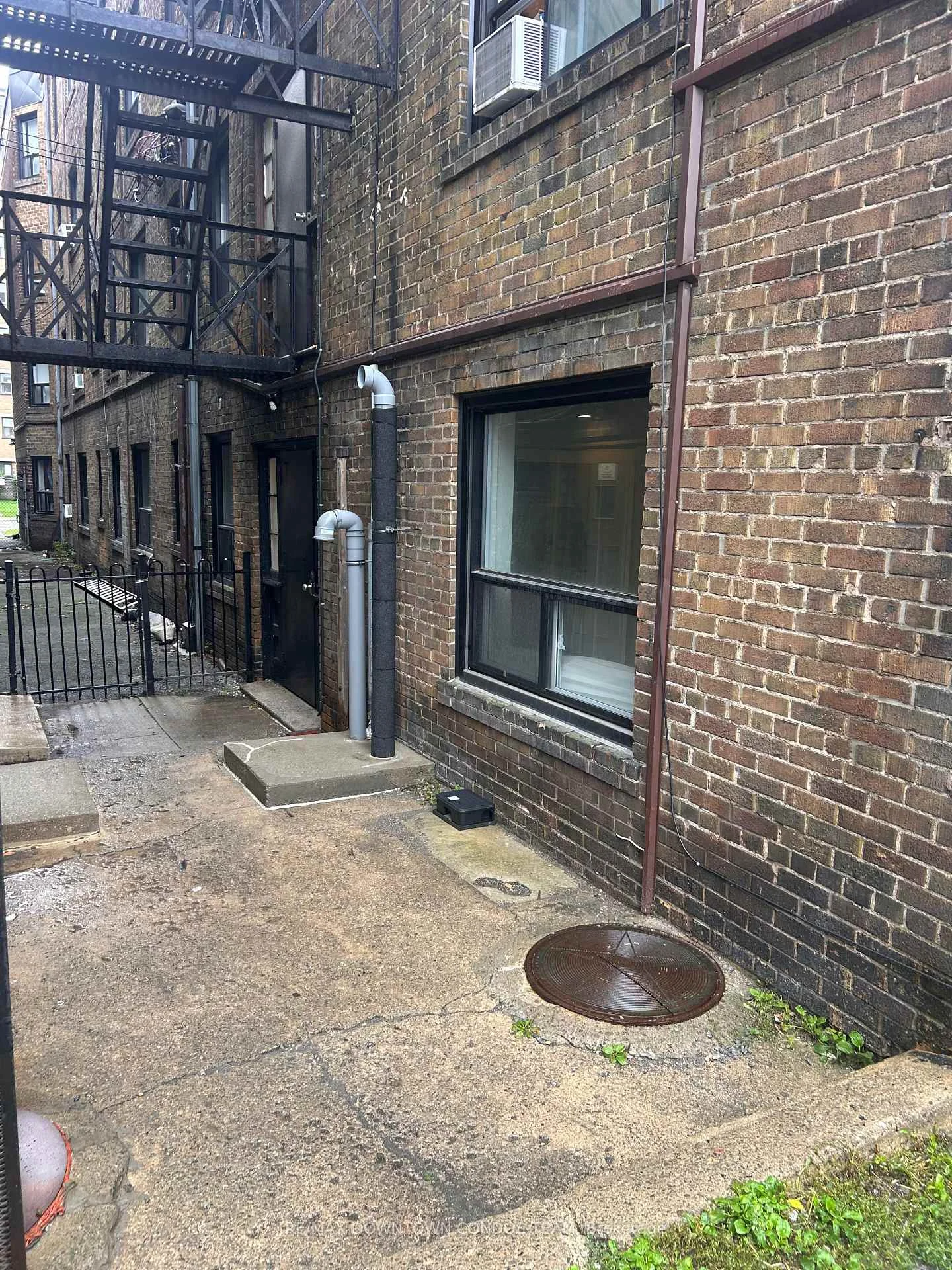 Photo 10 of Unit 11, 50 Raglan Avenue, Toronto, Humewood-Cedarvale — HOMEH