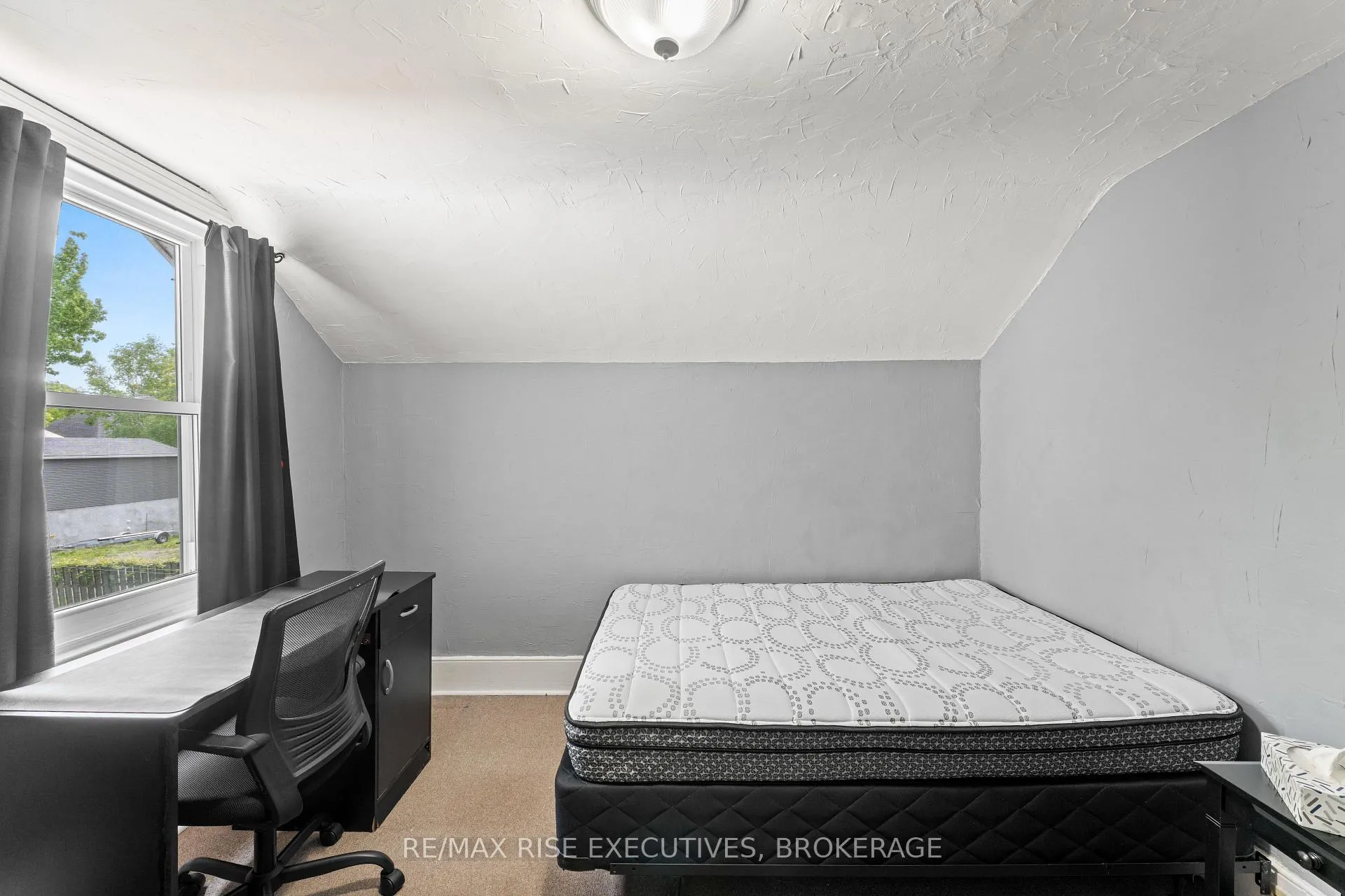 Photo 15 of 135 Nelson Street, Kingston, Central City East — HOMEH
