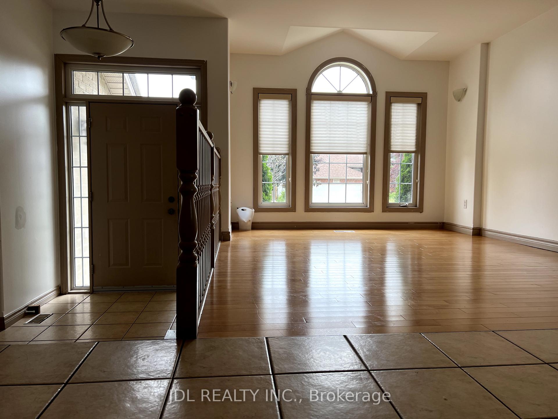 Photo 2 of 2134 Rockport Street, Windsor — HOMEH
