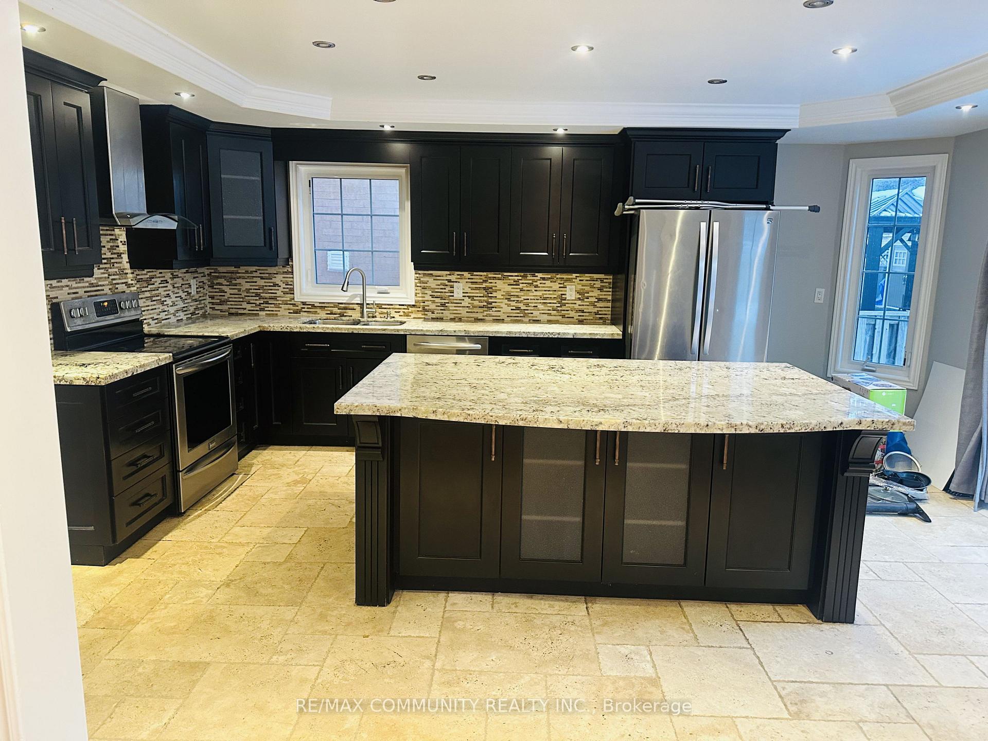 Photo 1 of 53 Hood Crescent, Brampton, Fletcher's West — HOMEH