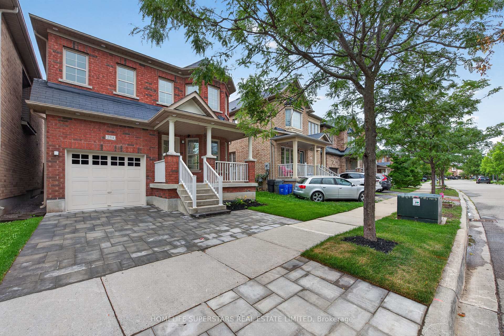 Photo 3 of 254 Giddings Crescent, Milton, Scott — HOMEH