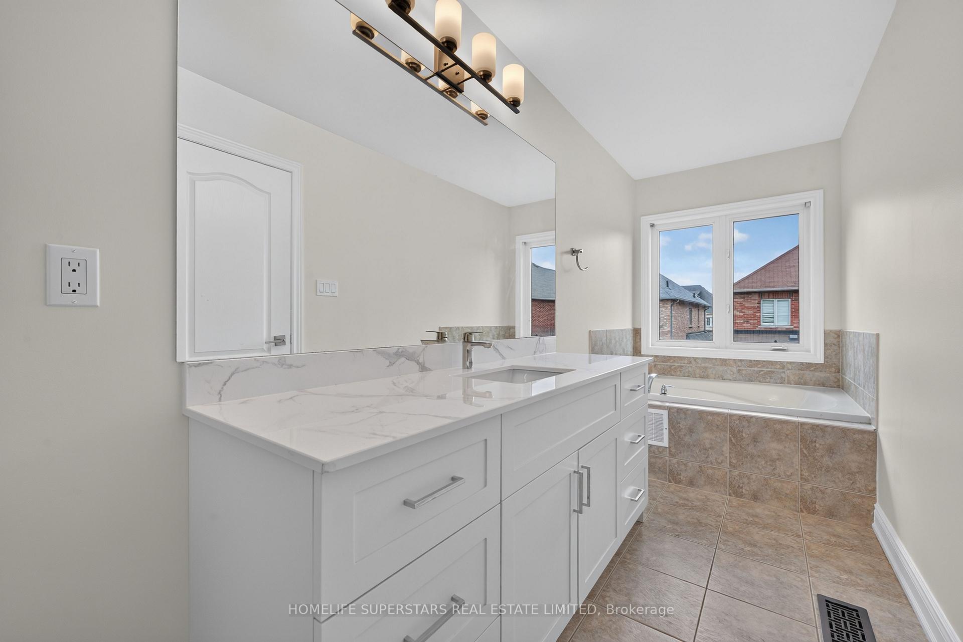 Photo 35 of 254 Giddings Crescent, Milton, Scott — HOMEH