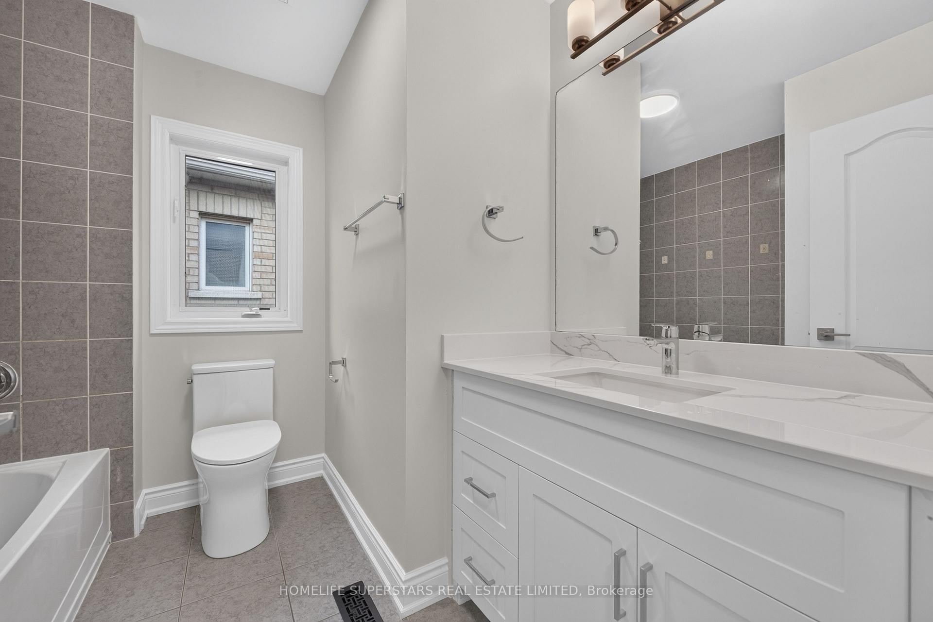Photo 41 of 254 Giddings Crescent, Milton, Scott — HOMEH