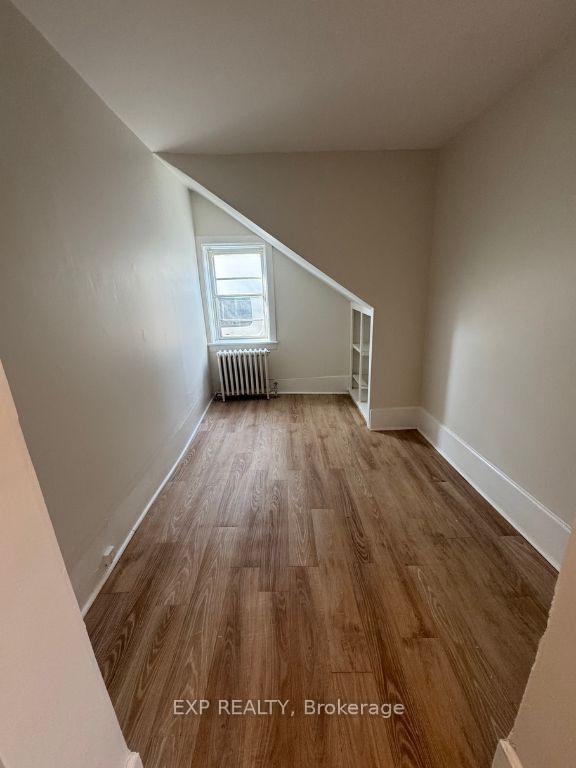 Photo 4 of Unit 1, 10 Willow Street N, Halton Hills, Acton — HOMEH