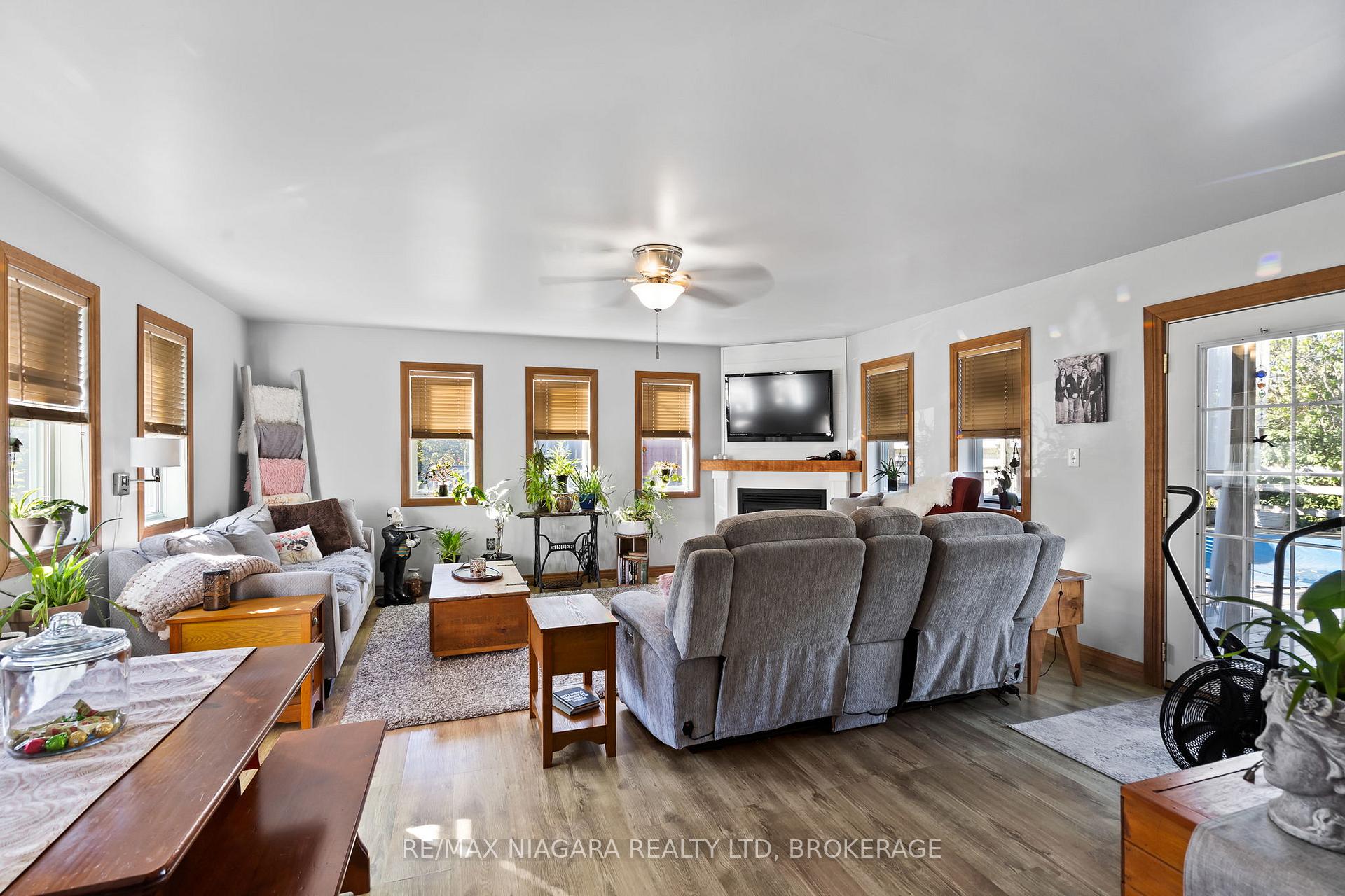 Photo 34 of 11562 Lakeshore Road, Wainfleet, Lakeshore — HOMEH