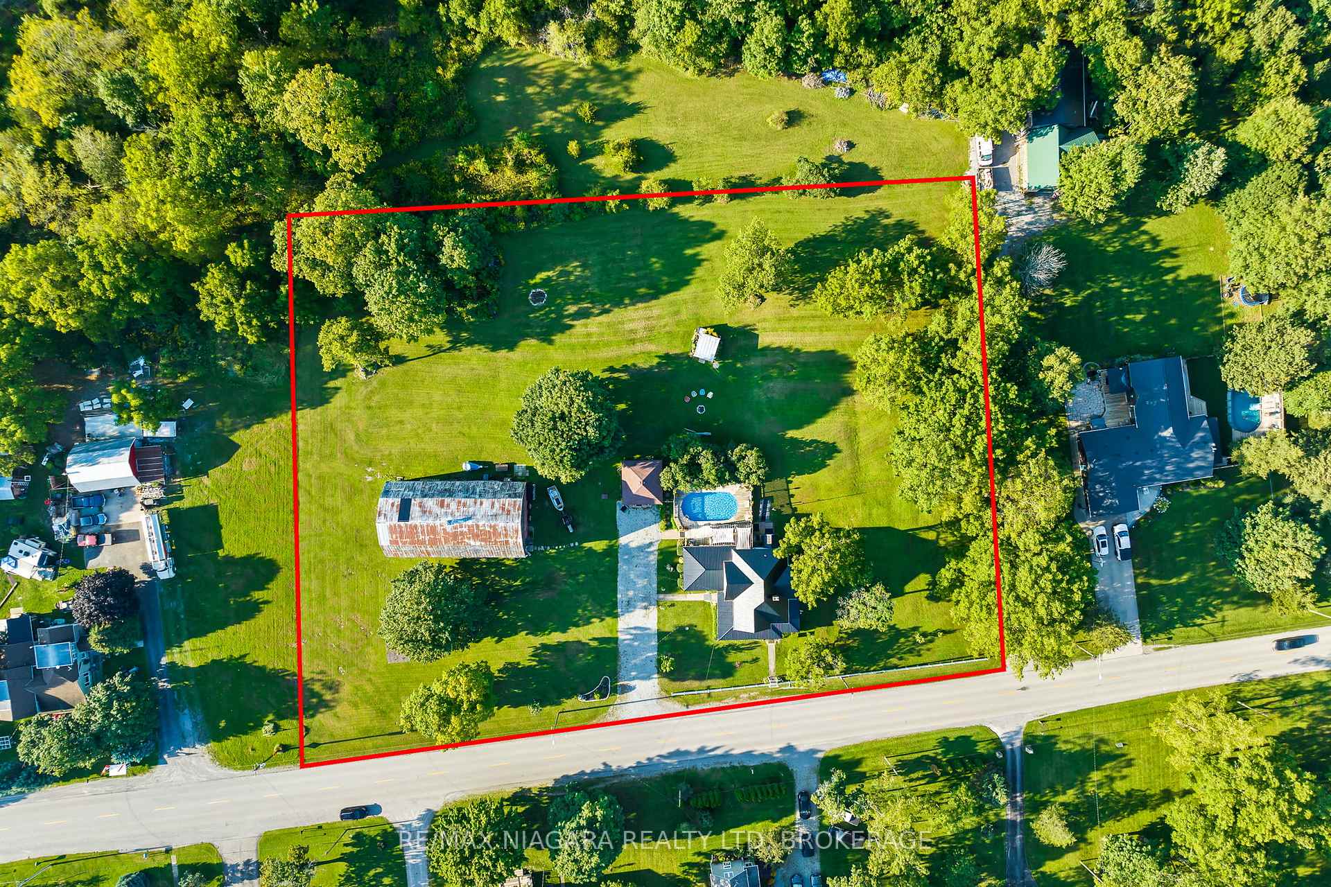 Photo 48 of 11562 Lakeshore Road, Wainfleet, Lakeshore — HOMEH
