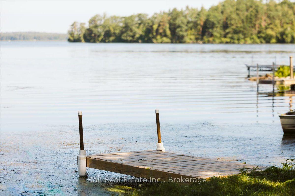 Photo 3 of 78 Lakeshore Boulevard, Selwyn — HOMEH