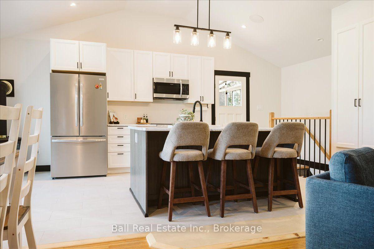 Photo 6 of 78 Lakeshore Boulevard, Selwyn — HOMEH
