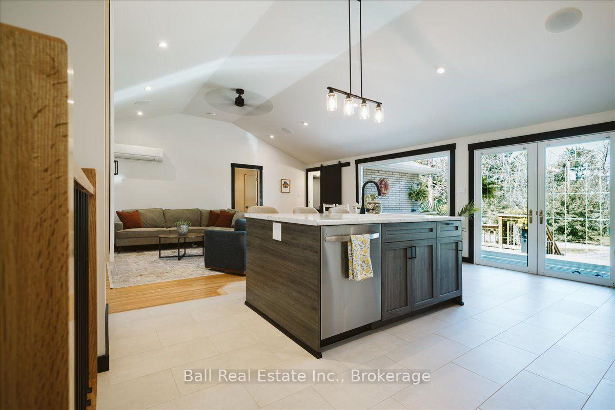 Photo 7 of 78 Lakeshore Boulevard, Selwyn — HOMEH