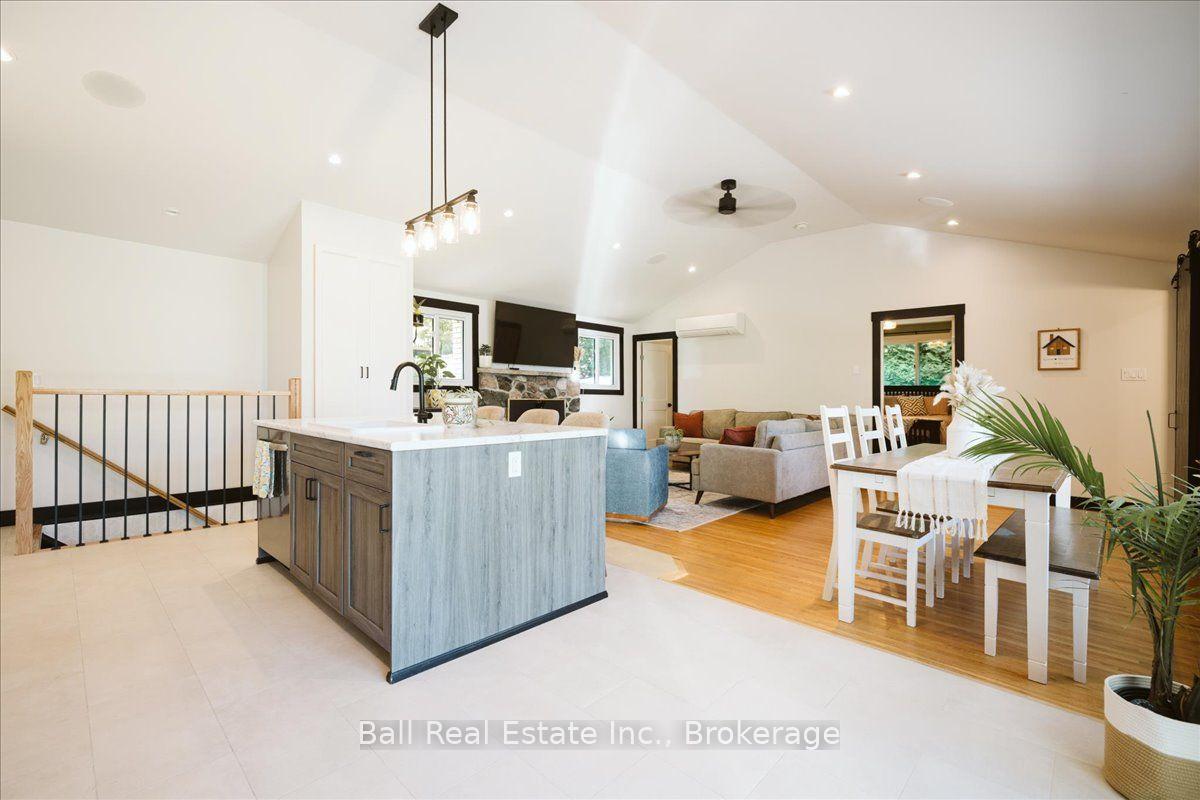 Photo 12 of 78 Lakeshore Boulevard, Selwyn — HOMEH