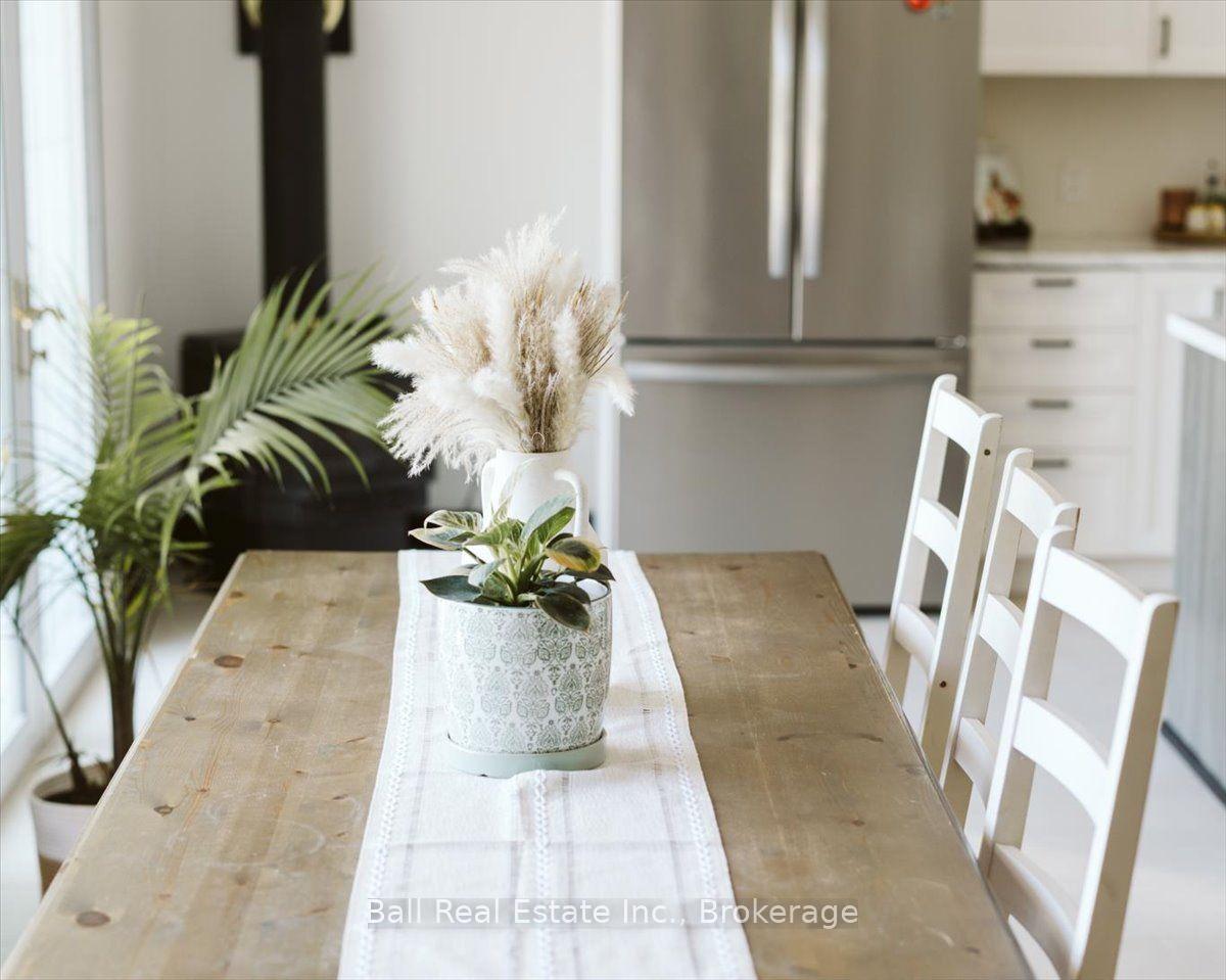 Photo 13 of 78 Lakeshore Boulevard, Selwyn — HOMEH