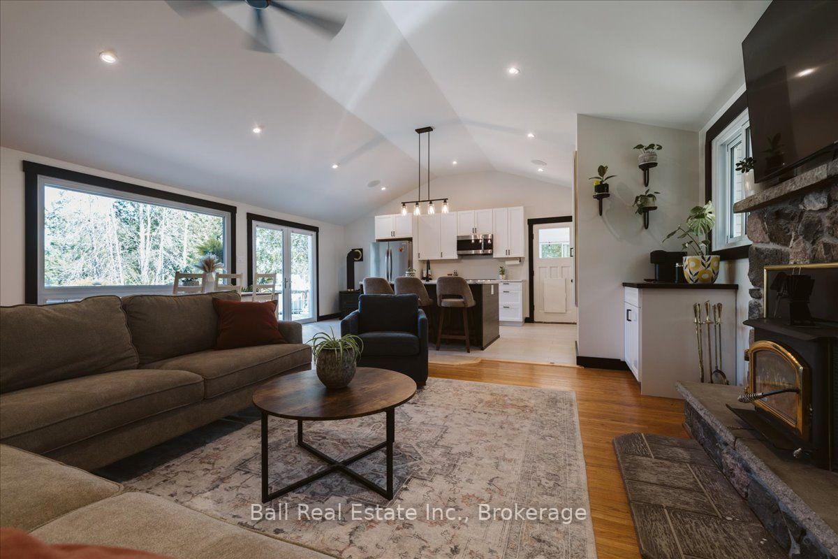 Photo 15 of 78 Lakeshore Boulevard, Selwyn — HOMEH