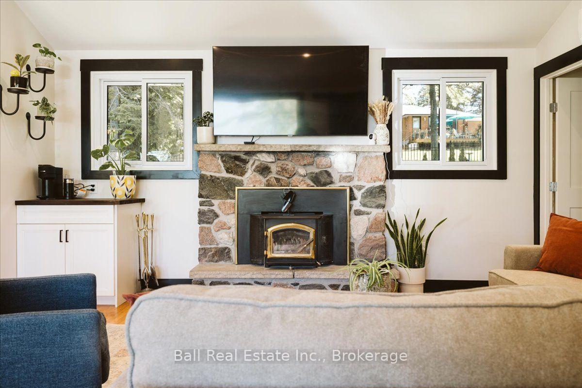 Photo 16 of 78 Lakeshore Boulevard, Selwyn — HOMEH
