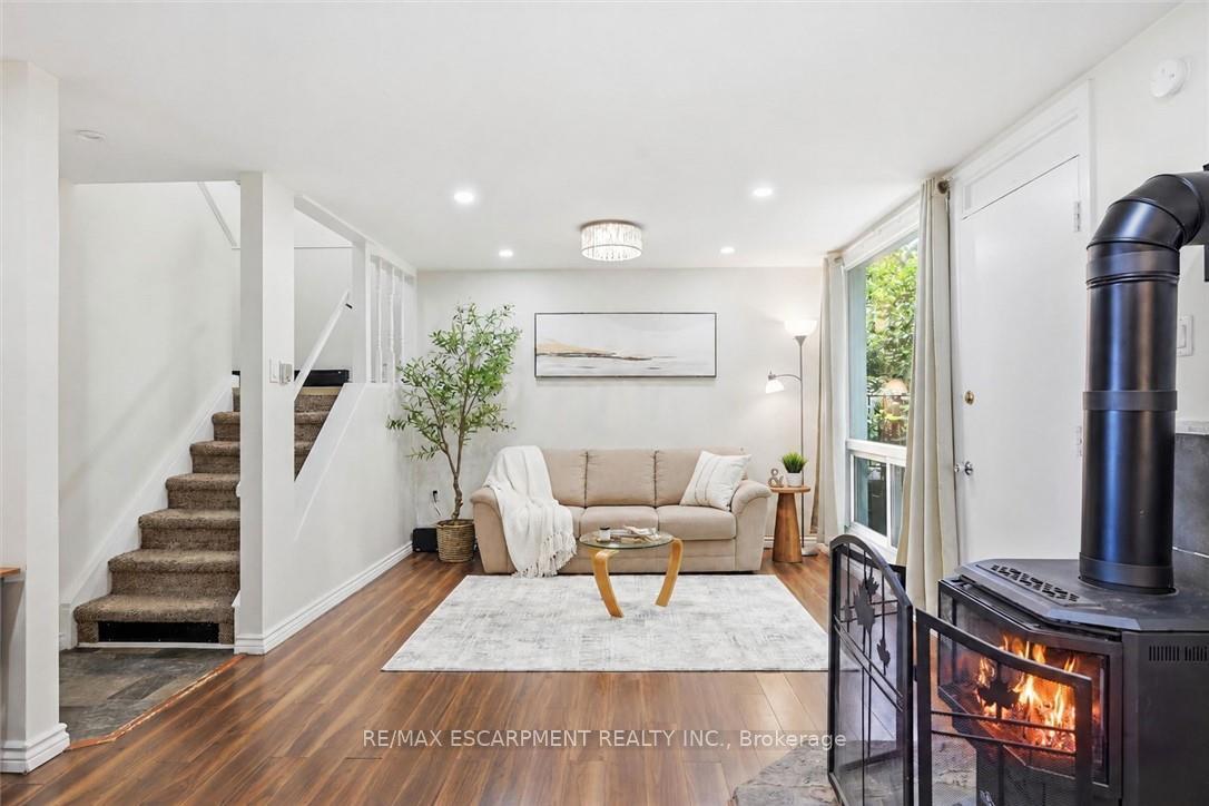 Photo 6 of Unit B52, 25 Britten Close, Hamilton, Rolston — HOMEH