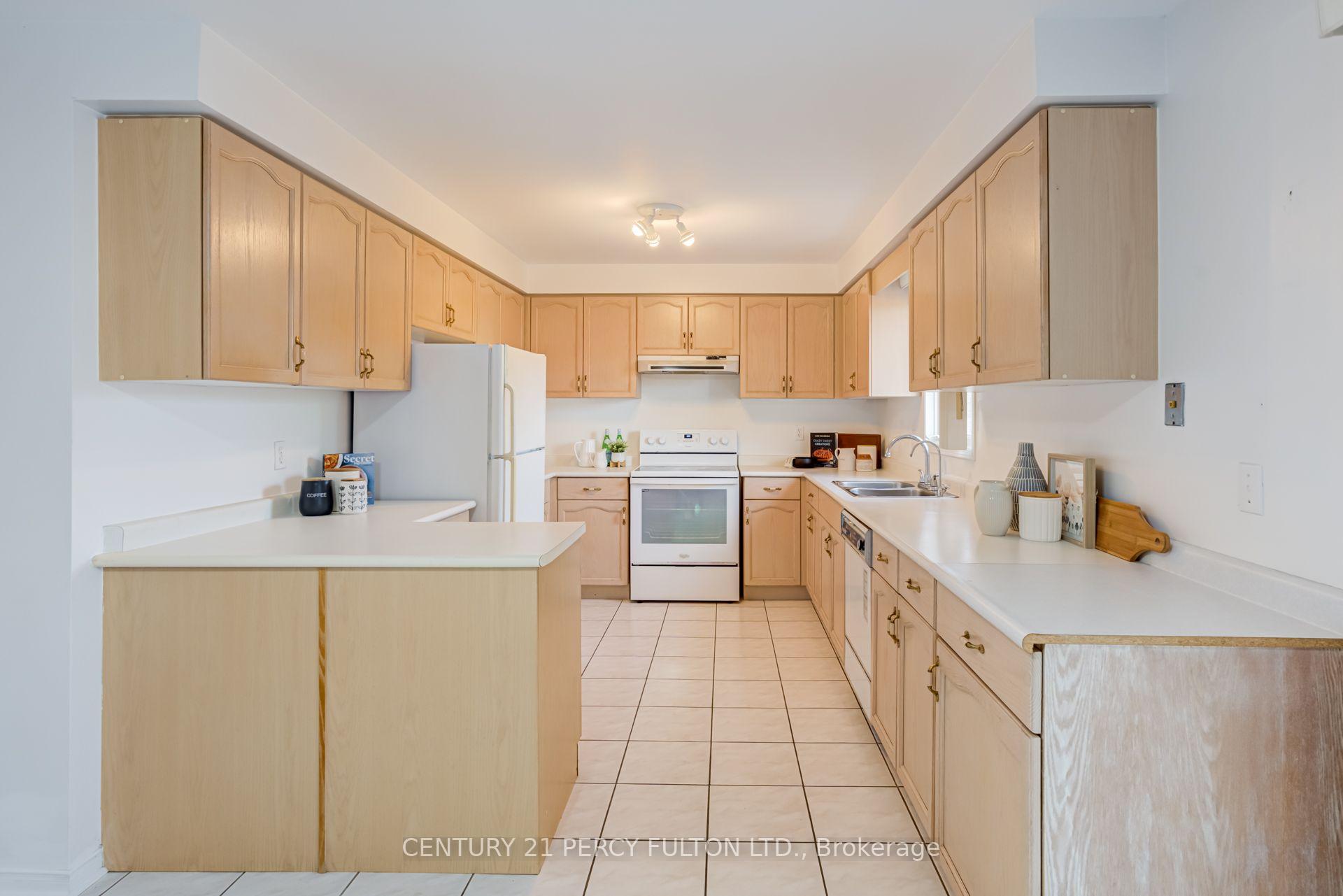 Photo 17 of 199 Fallingbrook Street, Whitby, Pringle Creek — HOMEH