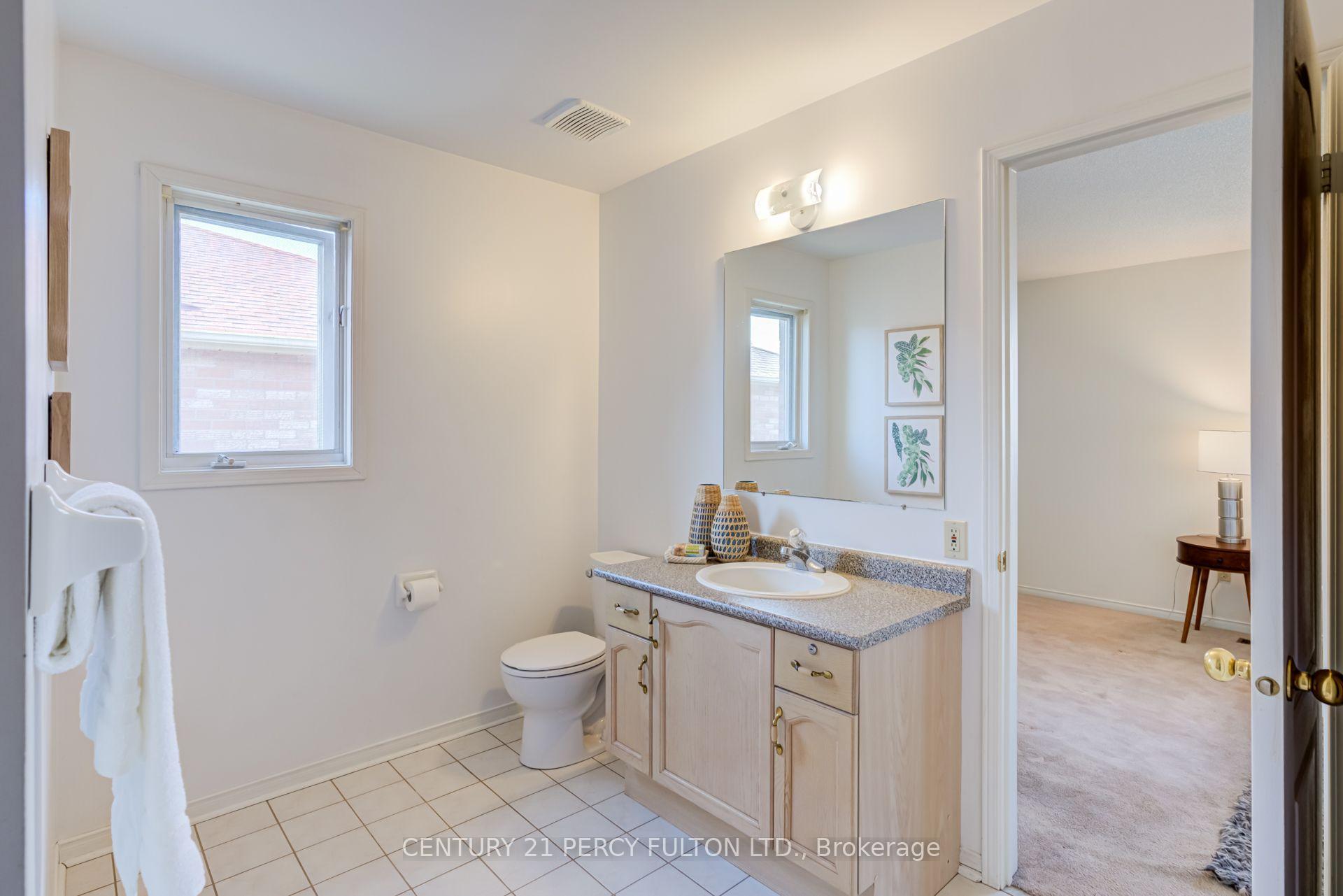 Photo 24 of 199 Fallingbrook Street, Whitby, Pringle Creek — HOMEH